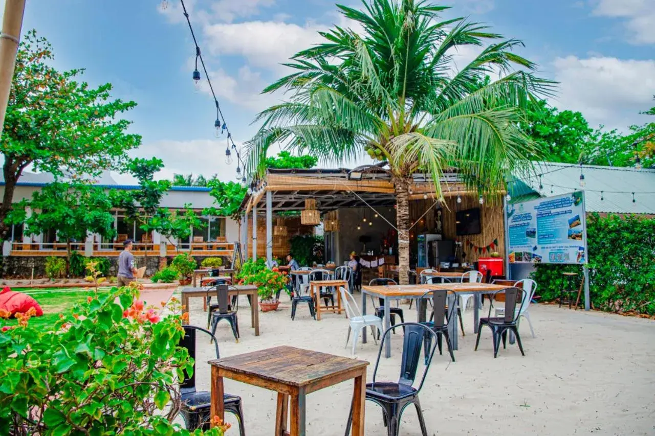 Restaurant/places to eat in Thiên Tân Hotel Restaurant/places to eat in Thiên Tân Hotel