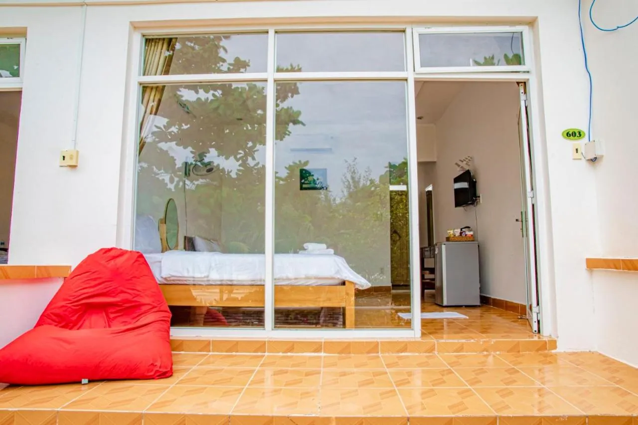 Photo of the whole room in Thiên Tân Hotel