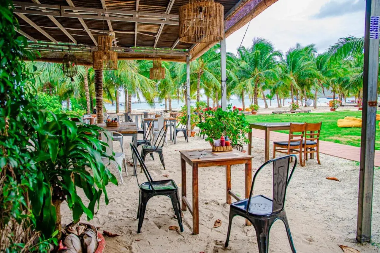 Restaurant/places to eat in Thiên Tân Hotel Restaurant/places to eat in Thiên Tân Hotel