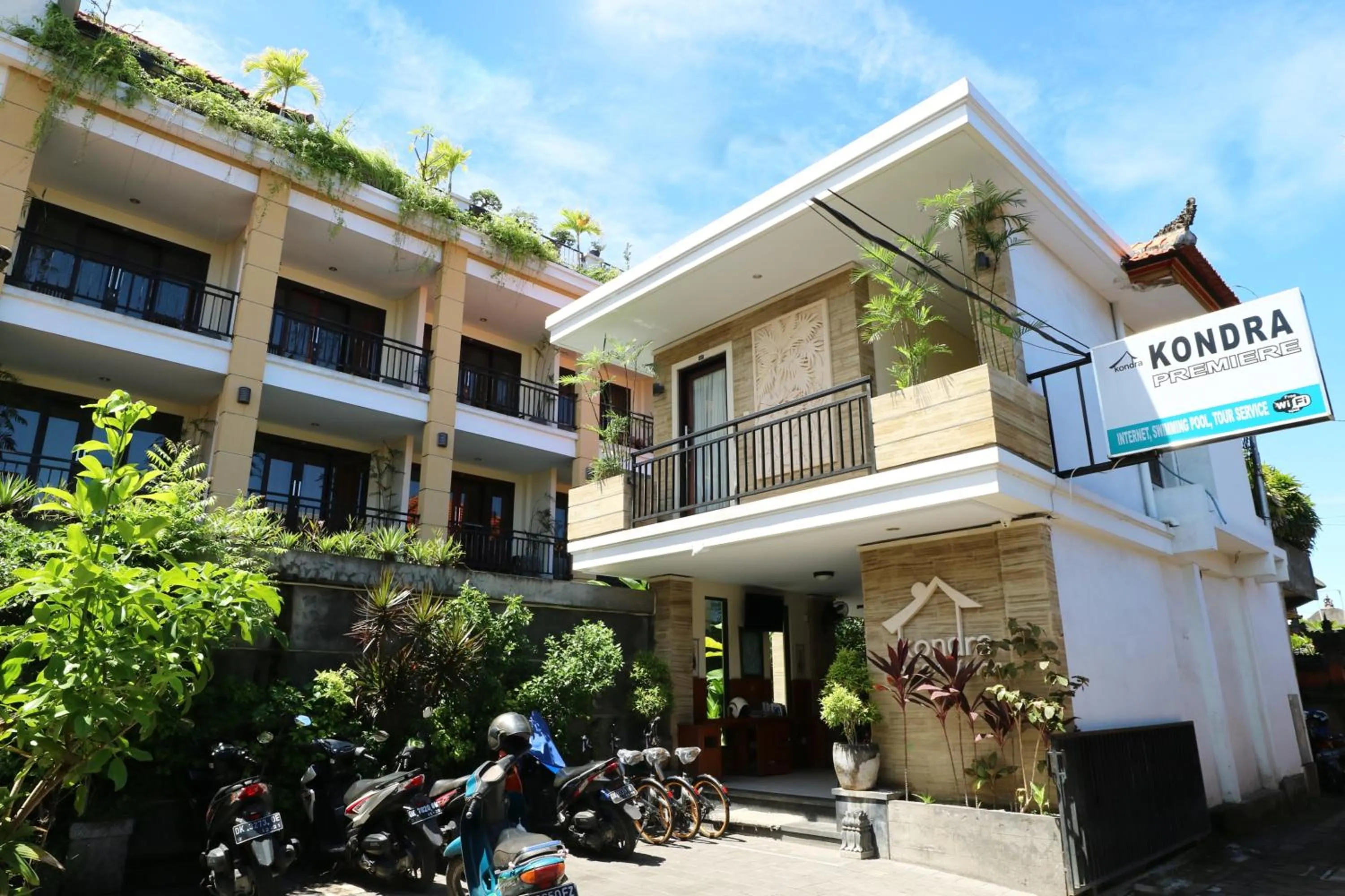 Property building in Kondra Premiere Guest House Kuta