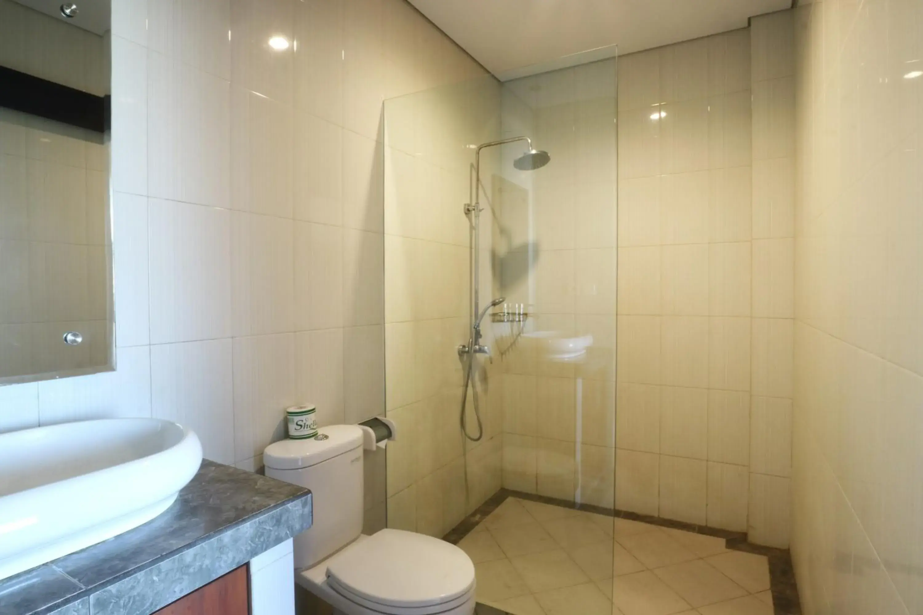 Standard Double or Twin Room in Kondra Premiere Guest House Kuta Standard Double or Twin Room in Kondra Premiere Guest House Kuta