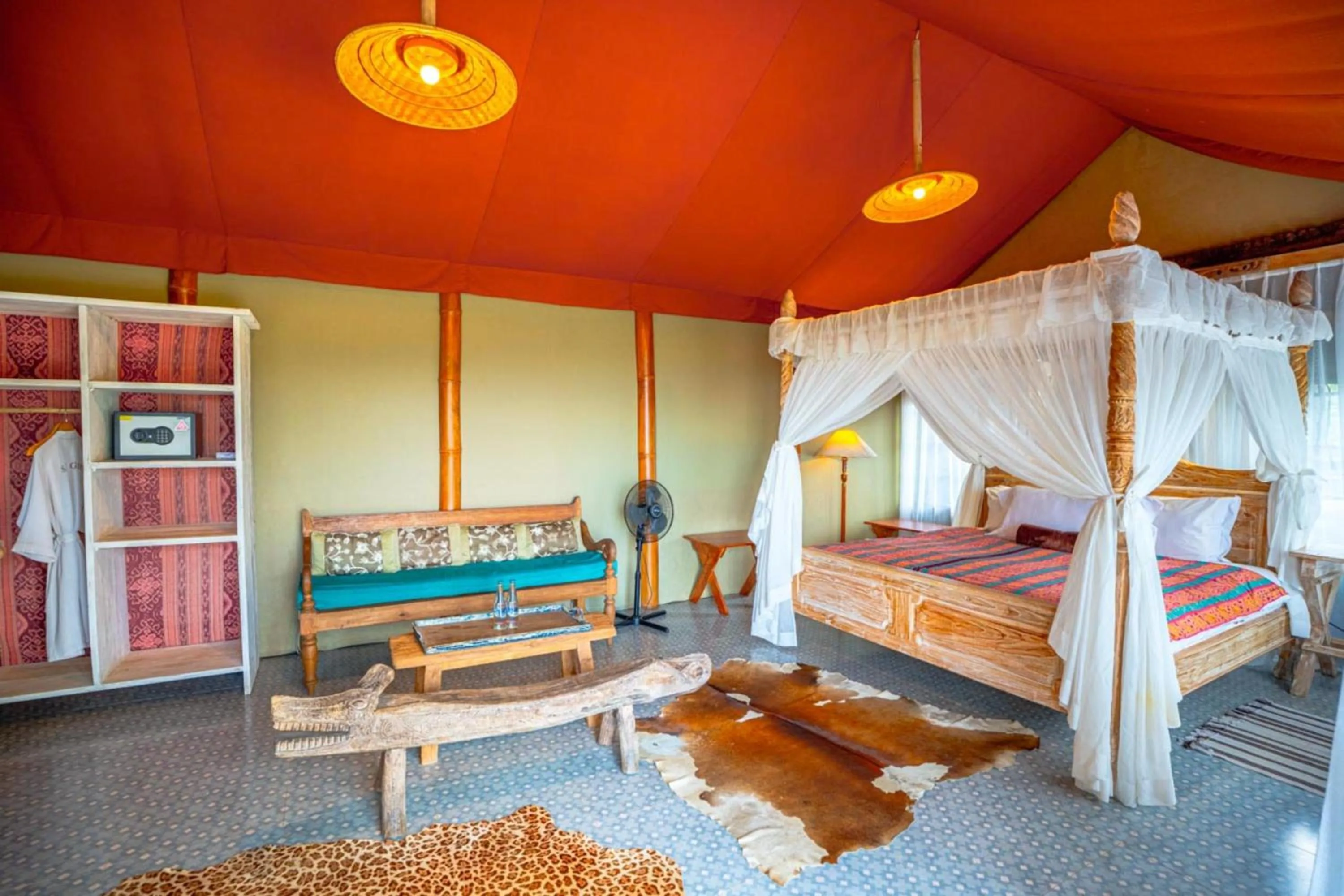 Bed in Sang Giri Mountain Tent Resort