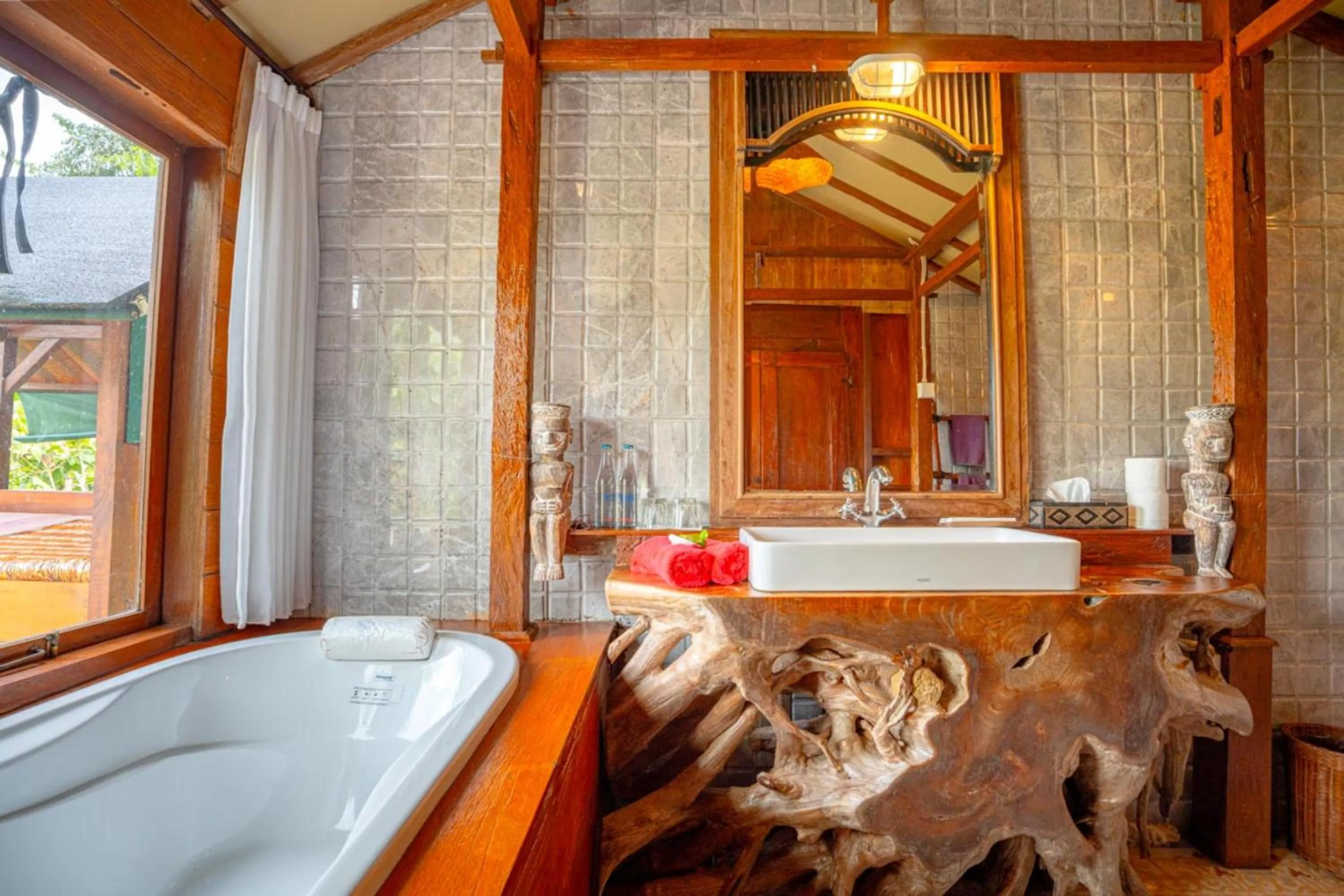 Bathroom in Sang Giri Mountain Tent Resort