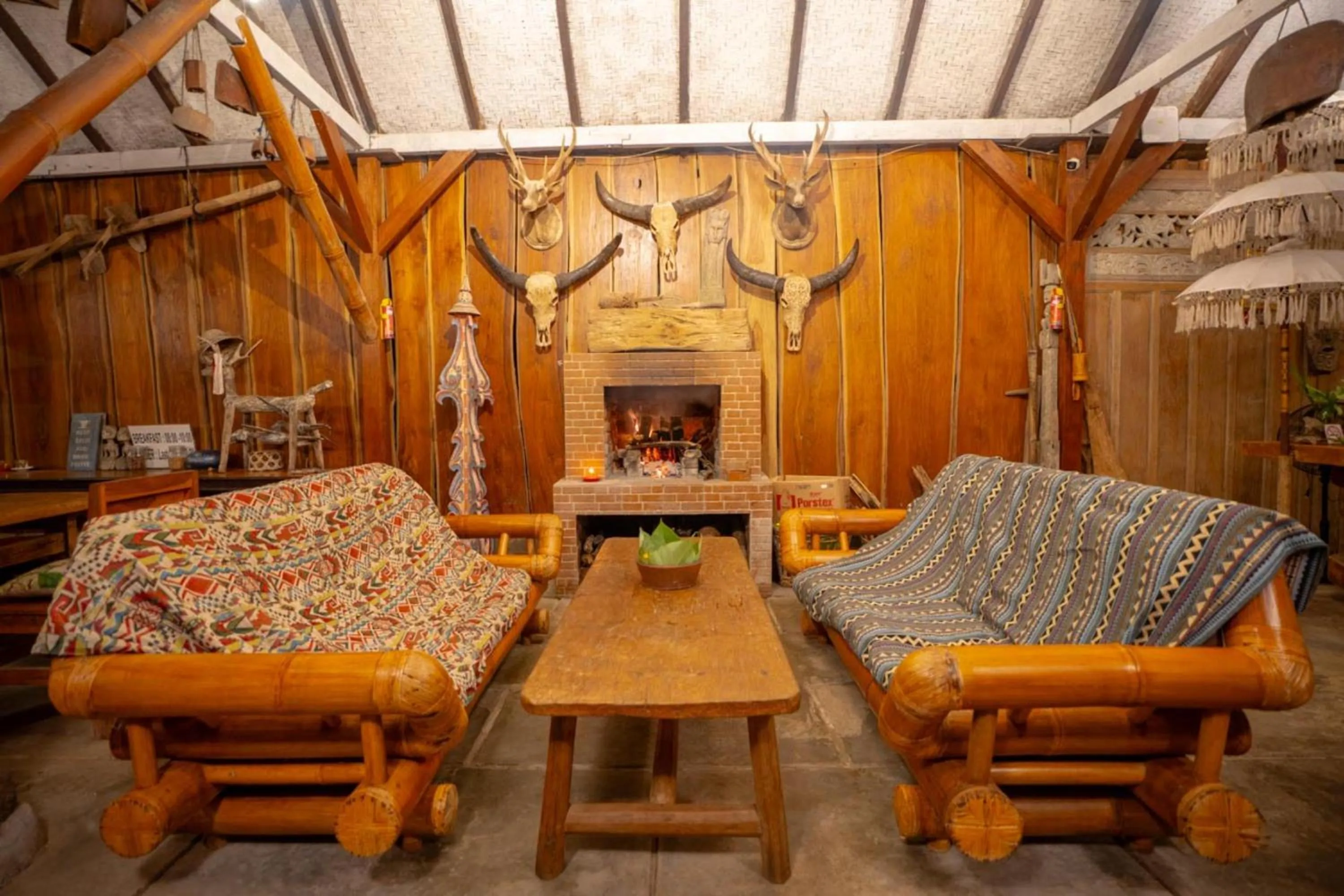 Living room in Sang Giri Mountain Tent Resort