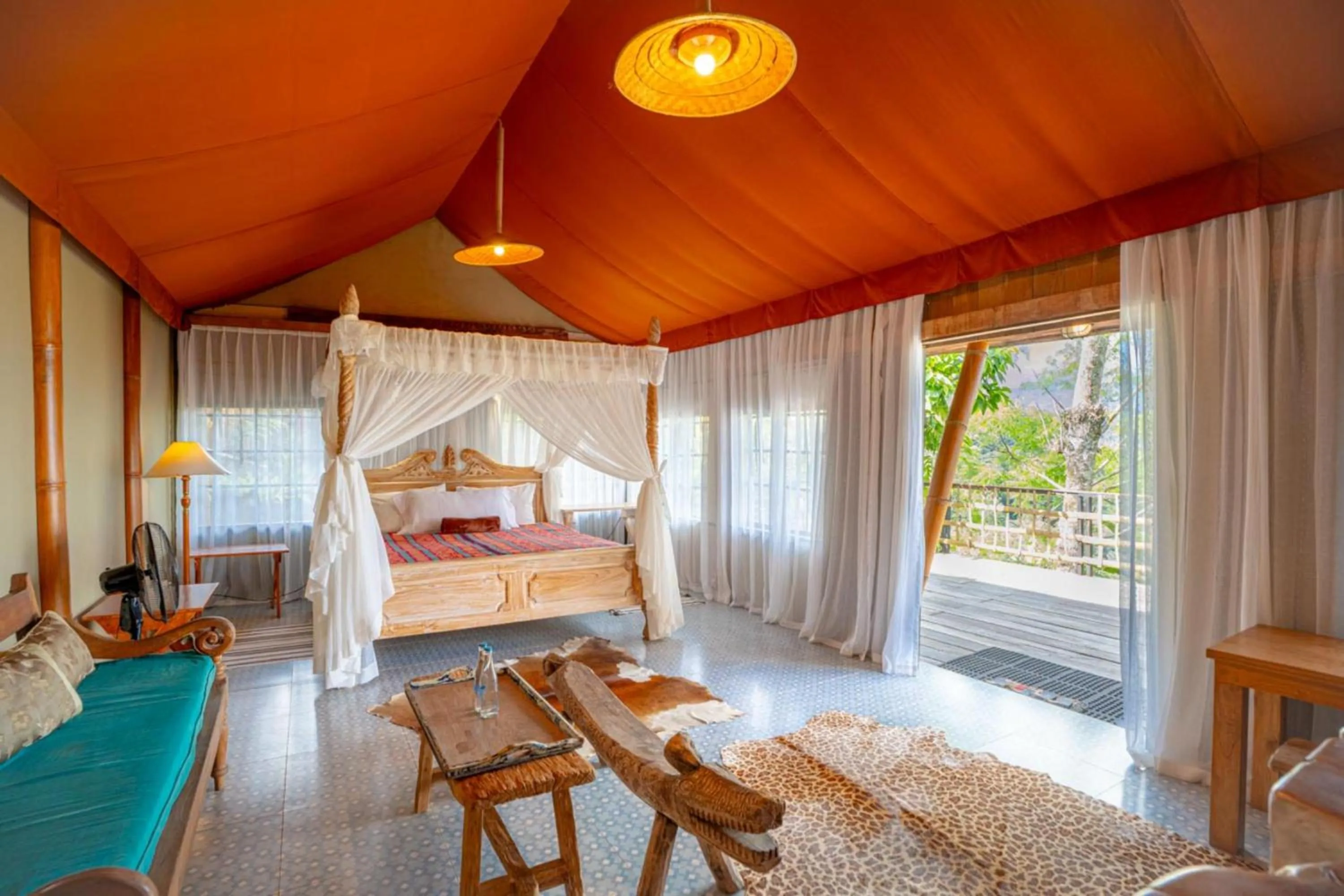 Bed in Sang Giri Mountain Tent Resort