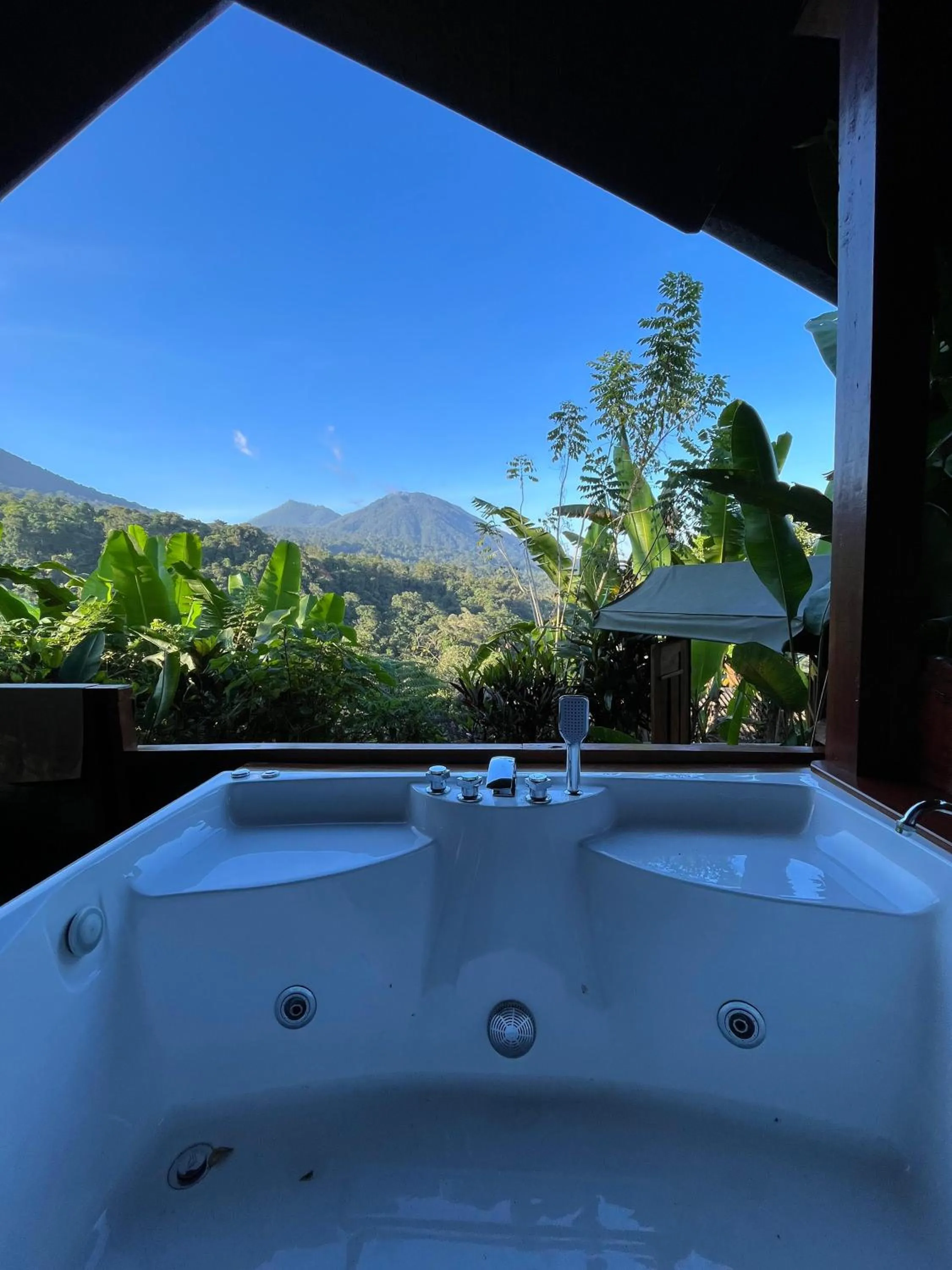 Day in Sang Giri Mountain Tent Resort