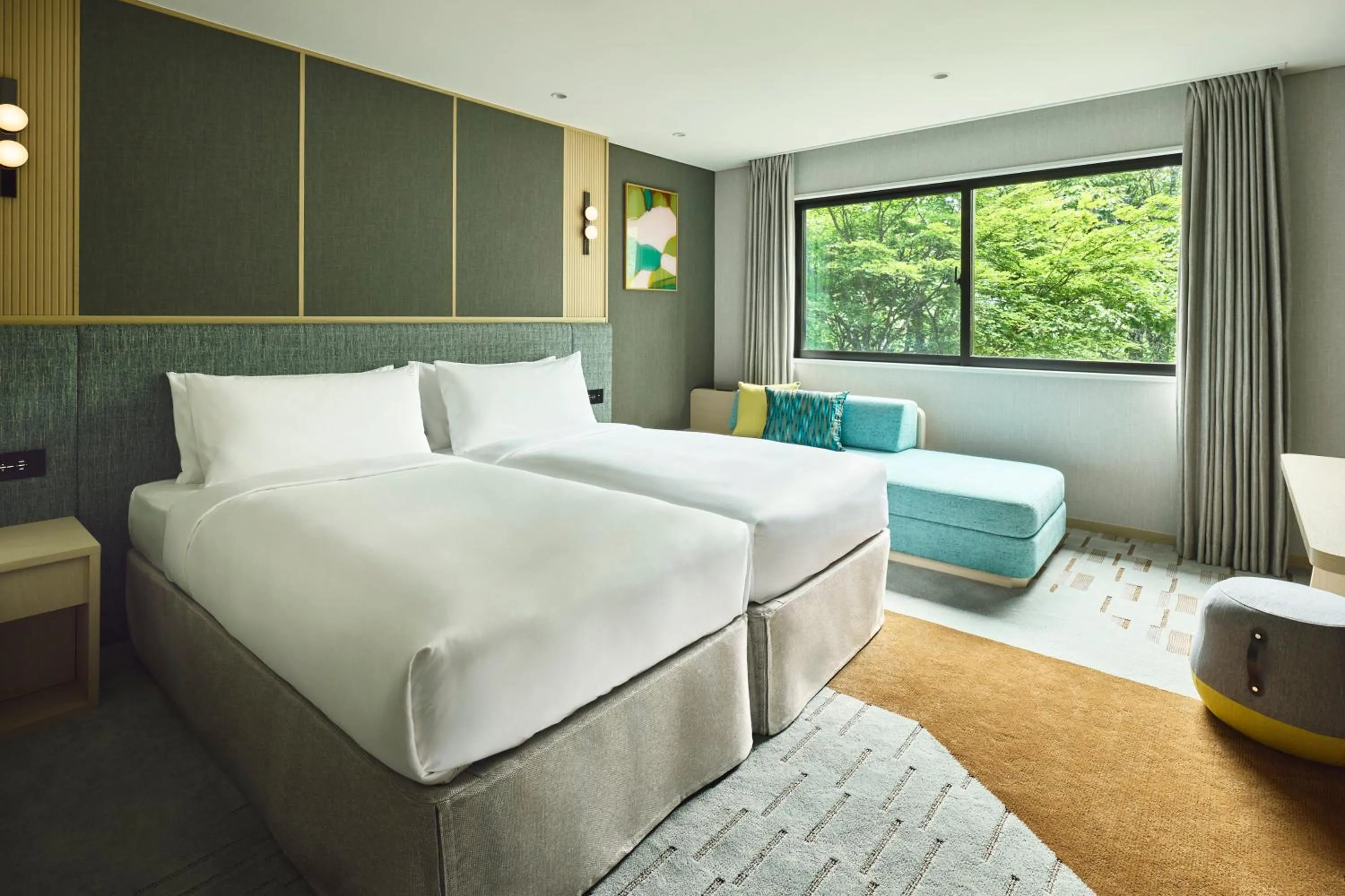 Photo of the whole room, Bed in ANA Holiday Inn Resort Karuizawa by IHG