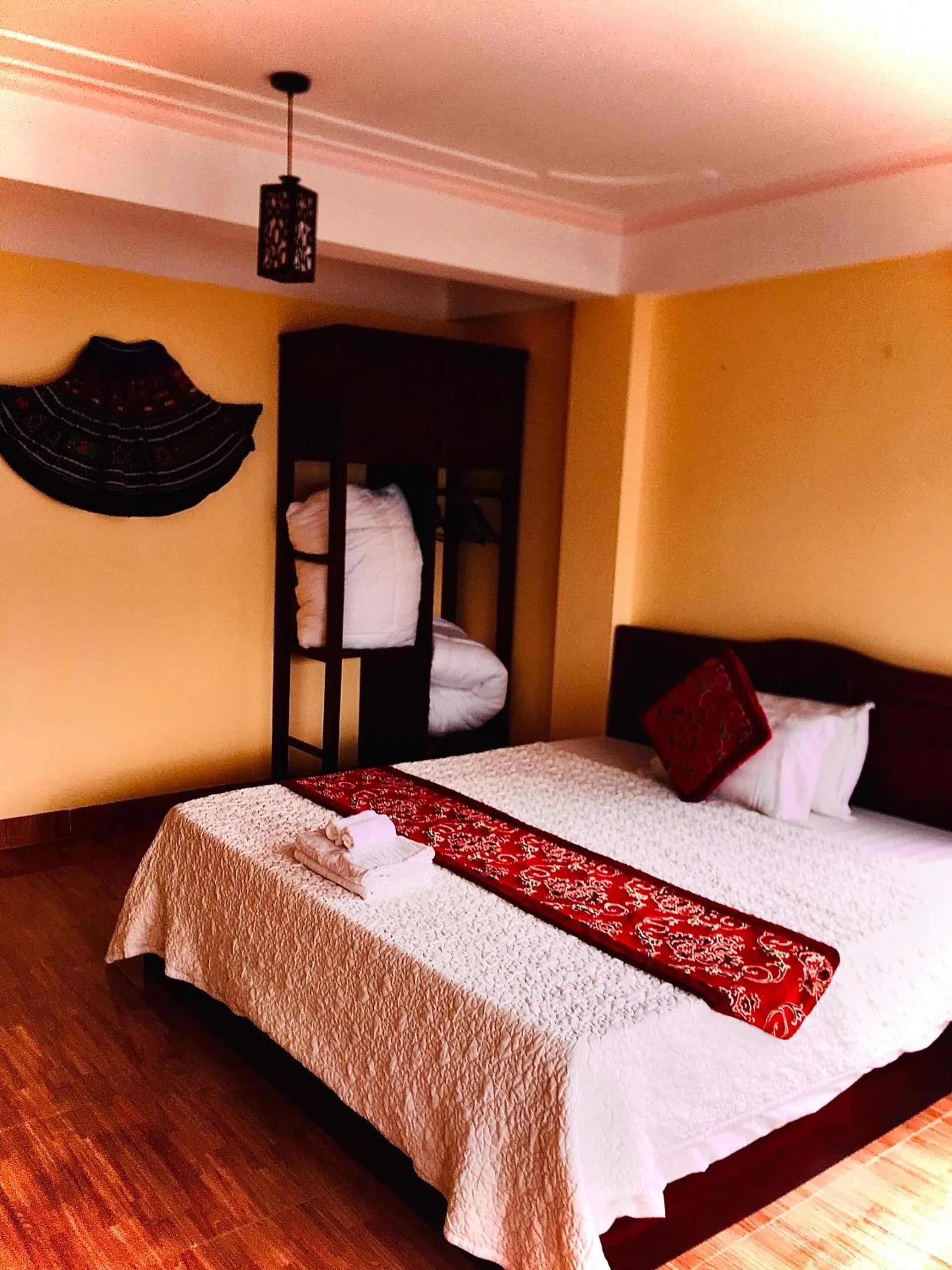 Bedroom, Bed in Black Hmong View hotel