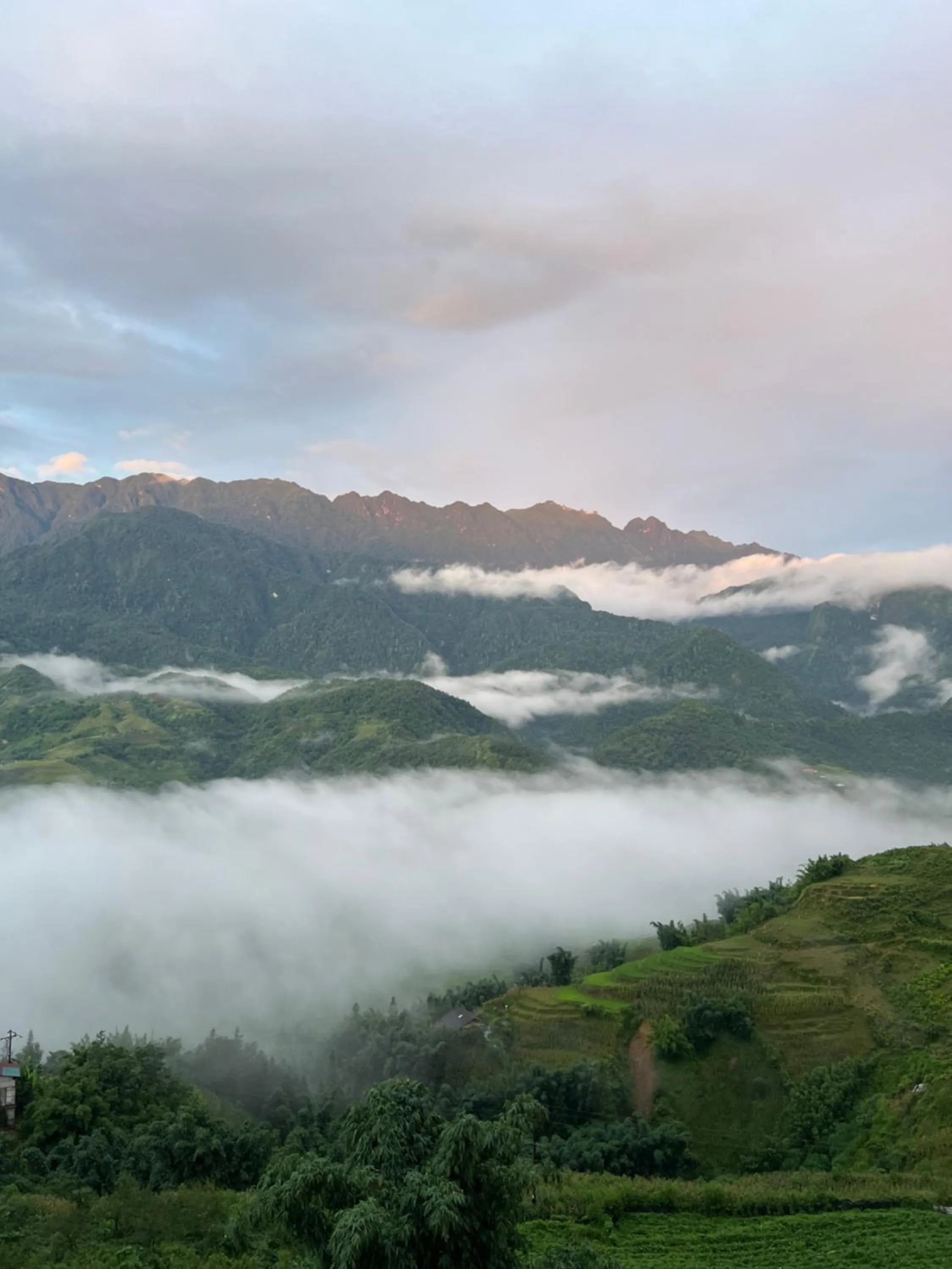 Black Hmong View hotel