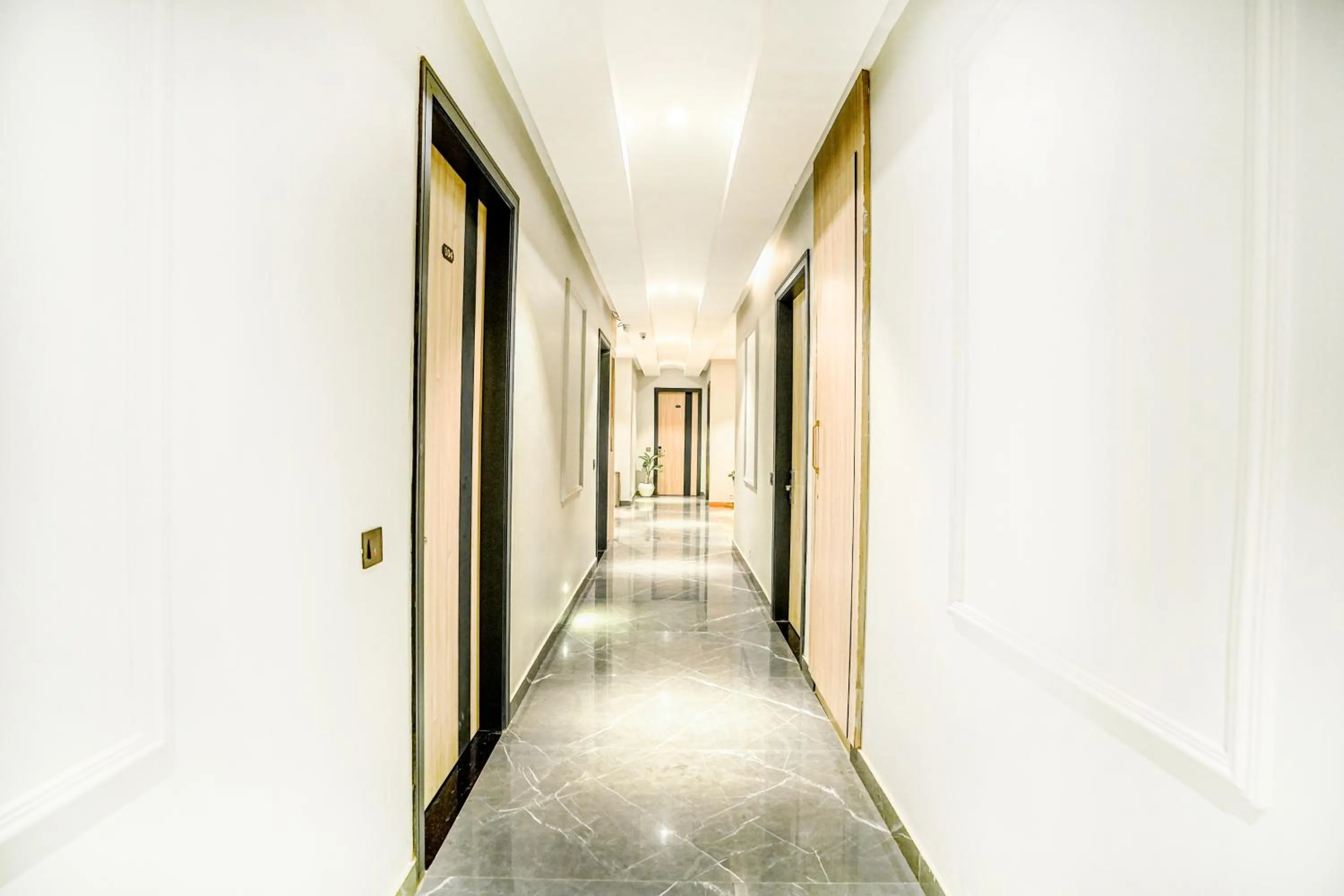 Lobby or reception in Hotel Grand Cabbana By Levelup Hotels