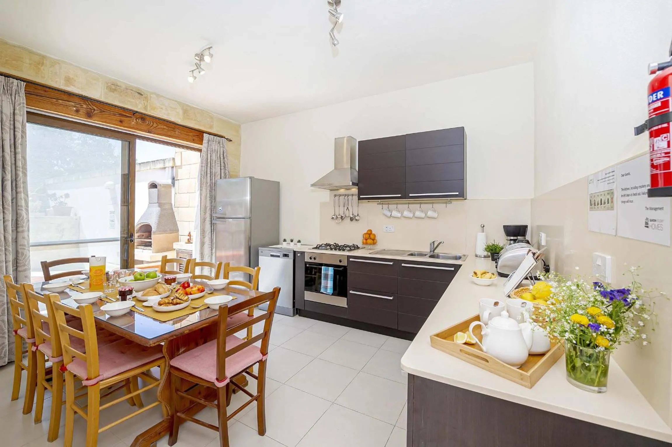 Razzett Luna Holiday Home