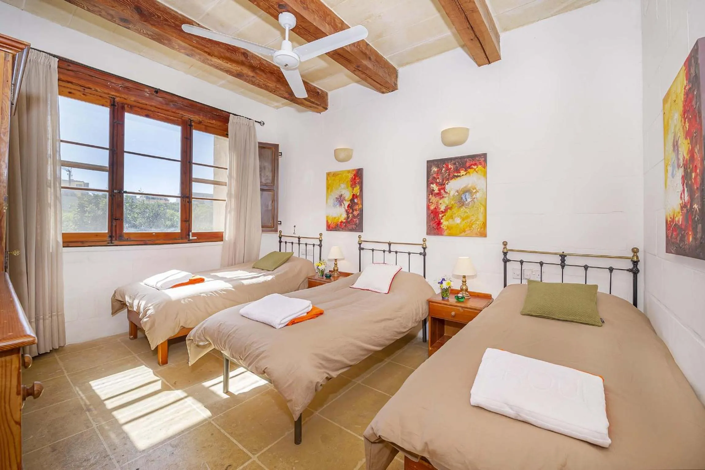 Bed in Razzett Luna Holiday Home