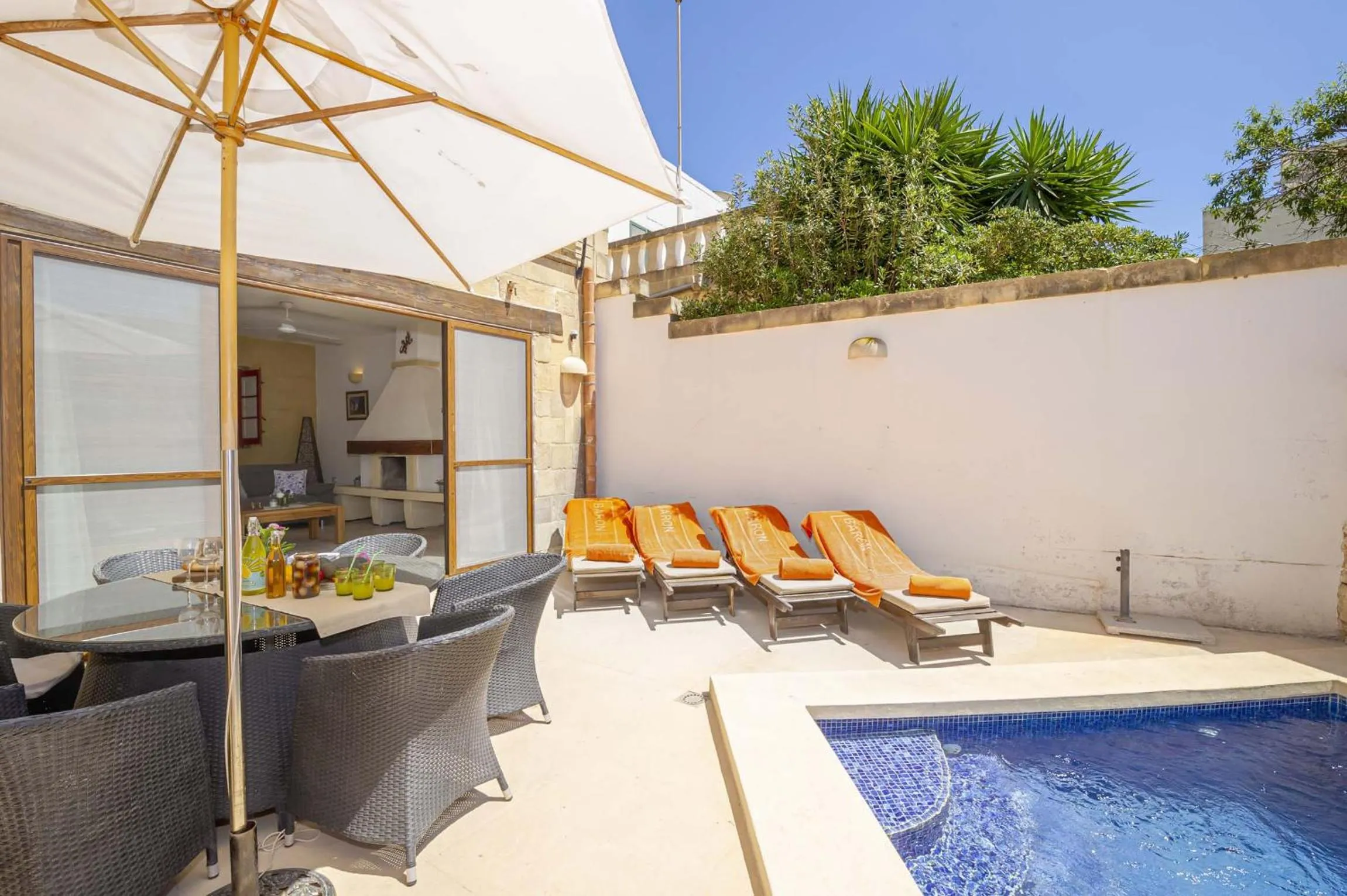 Razzett Luna Holiday Home