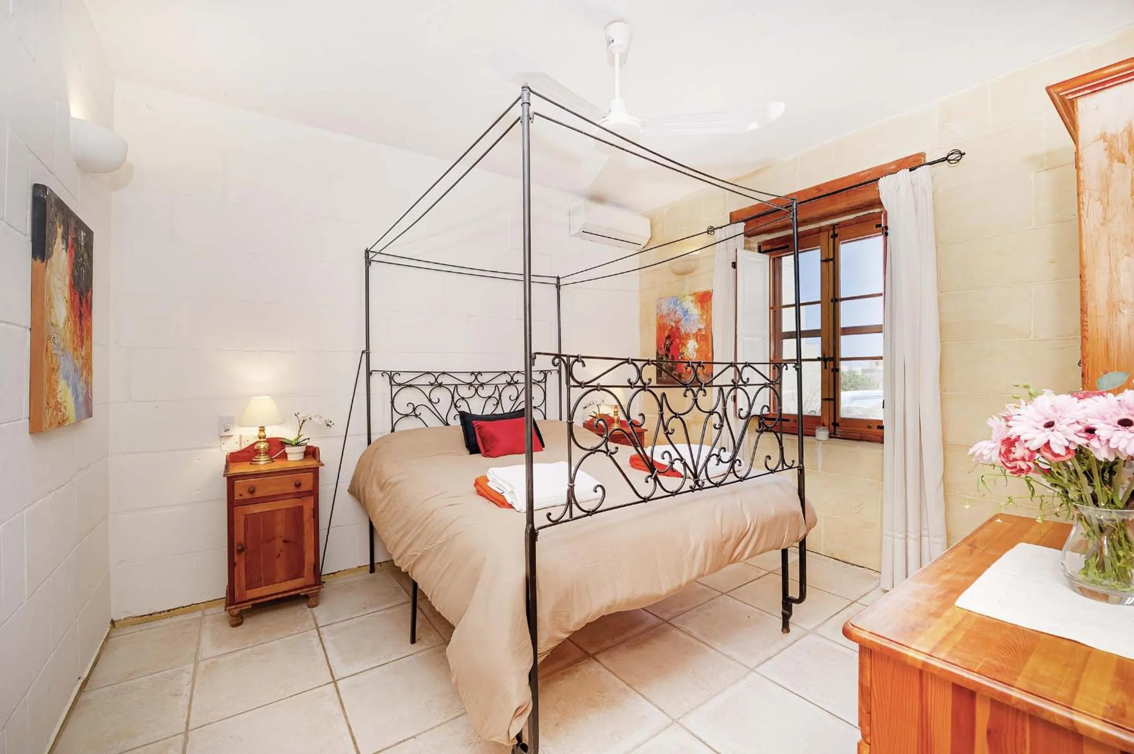 Bed in Razzett Luna Holiday Home