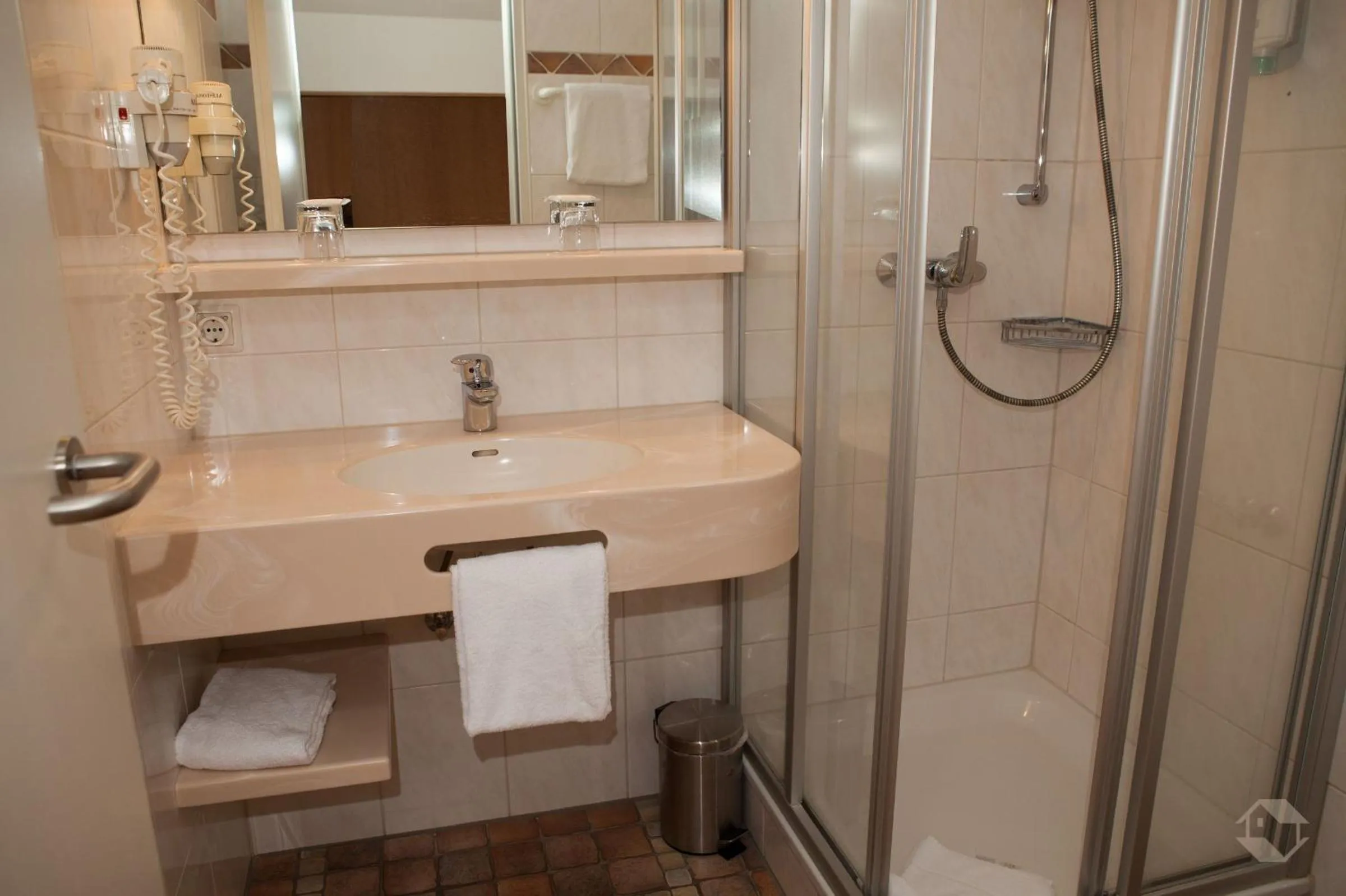 Shower in Gasthaus Hirschenstube & Gästehaus Gehri