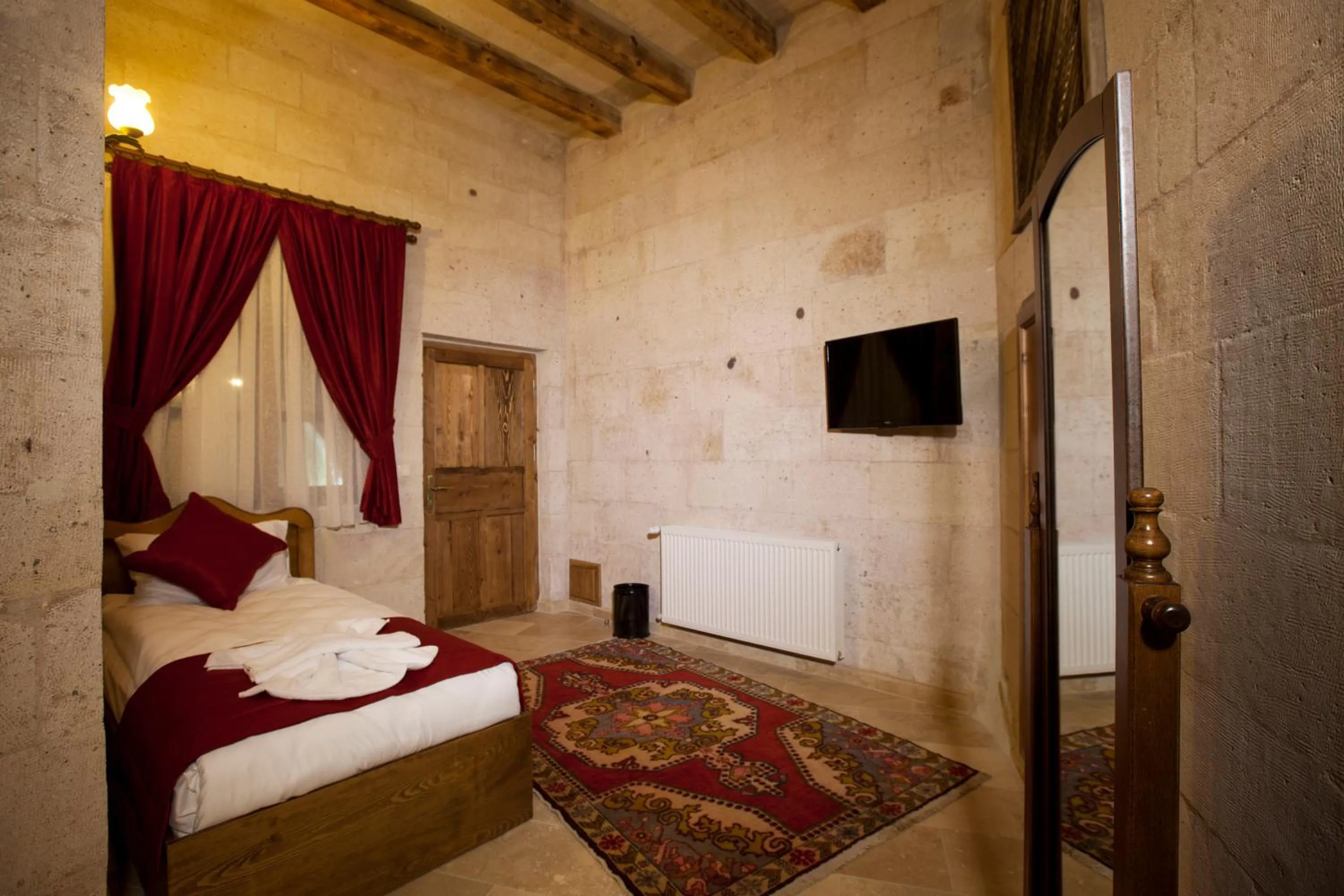 Decorative detail, Bed in Magic Cave House