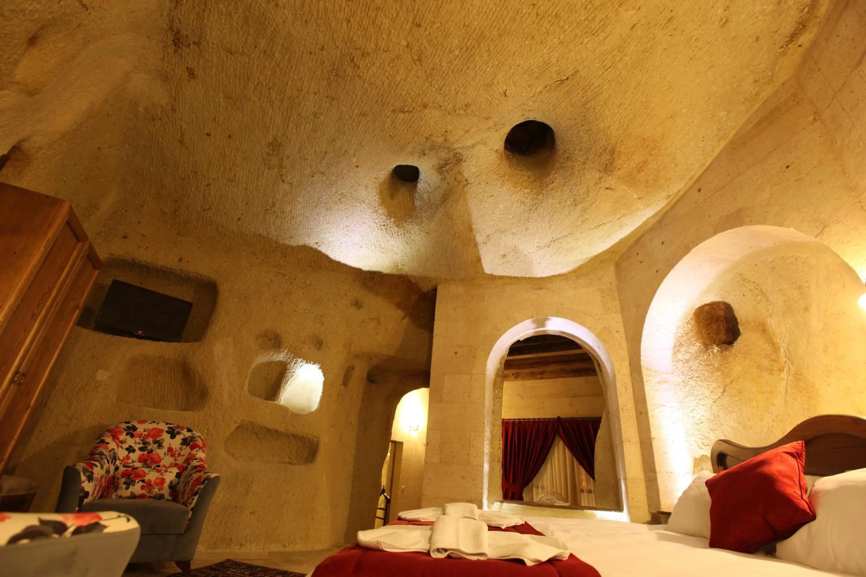 Decorative detail, Bed in Magic Cave House