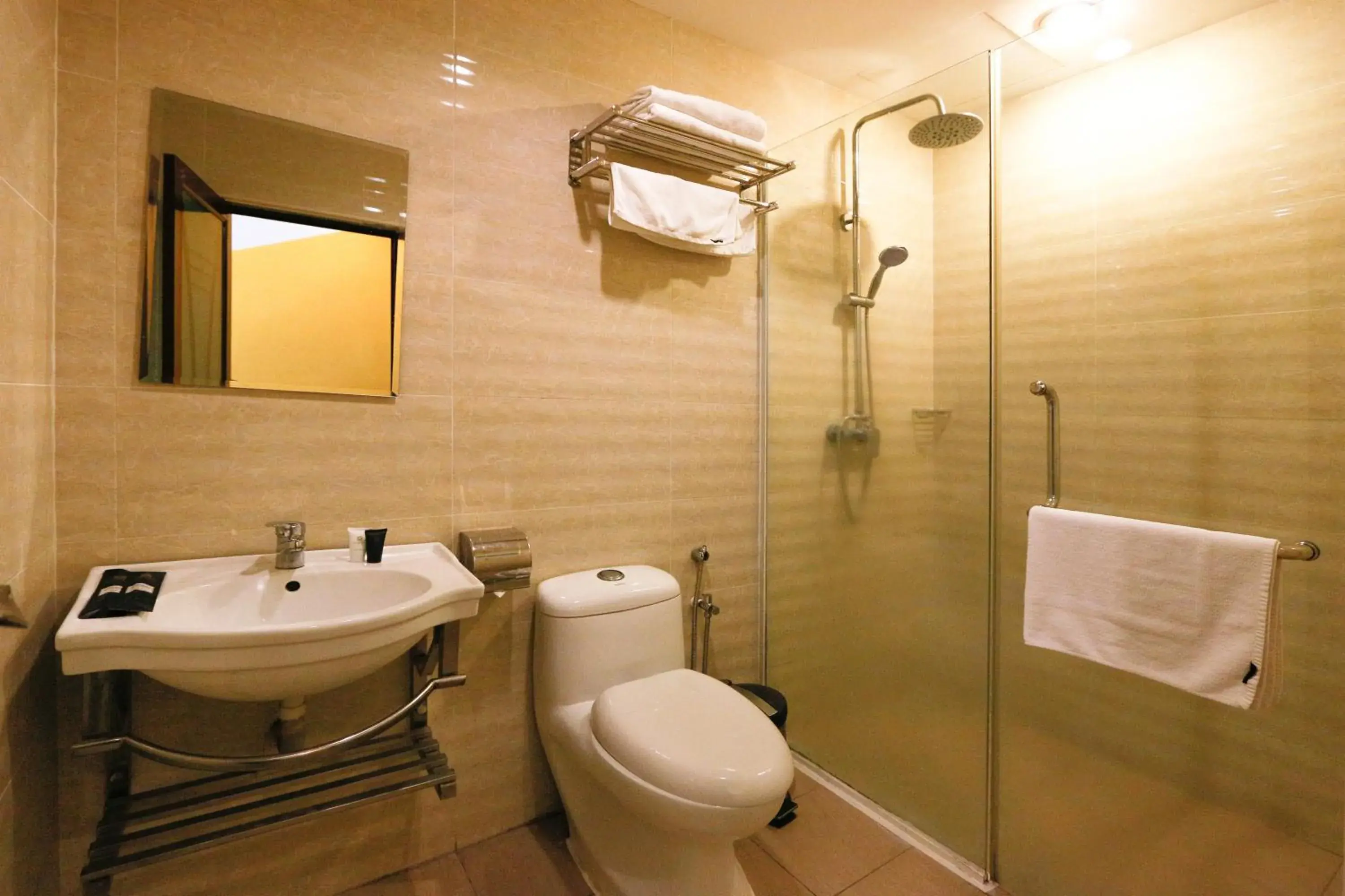 Golden Roof Hotel Ampang Ipoh Golden Roof Hotel Ampang Ipoh