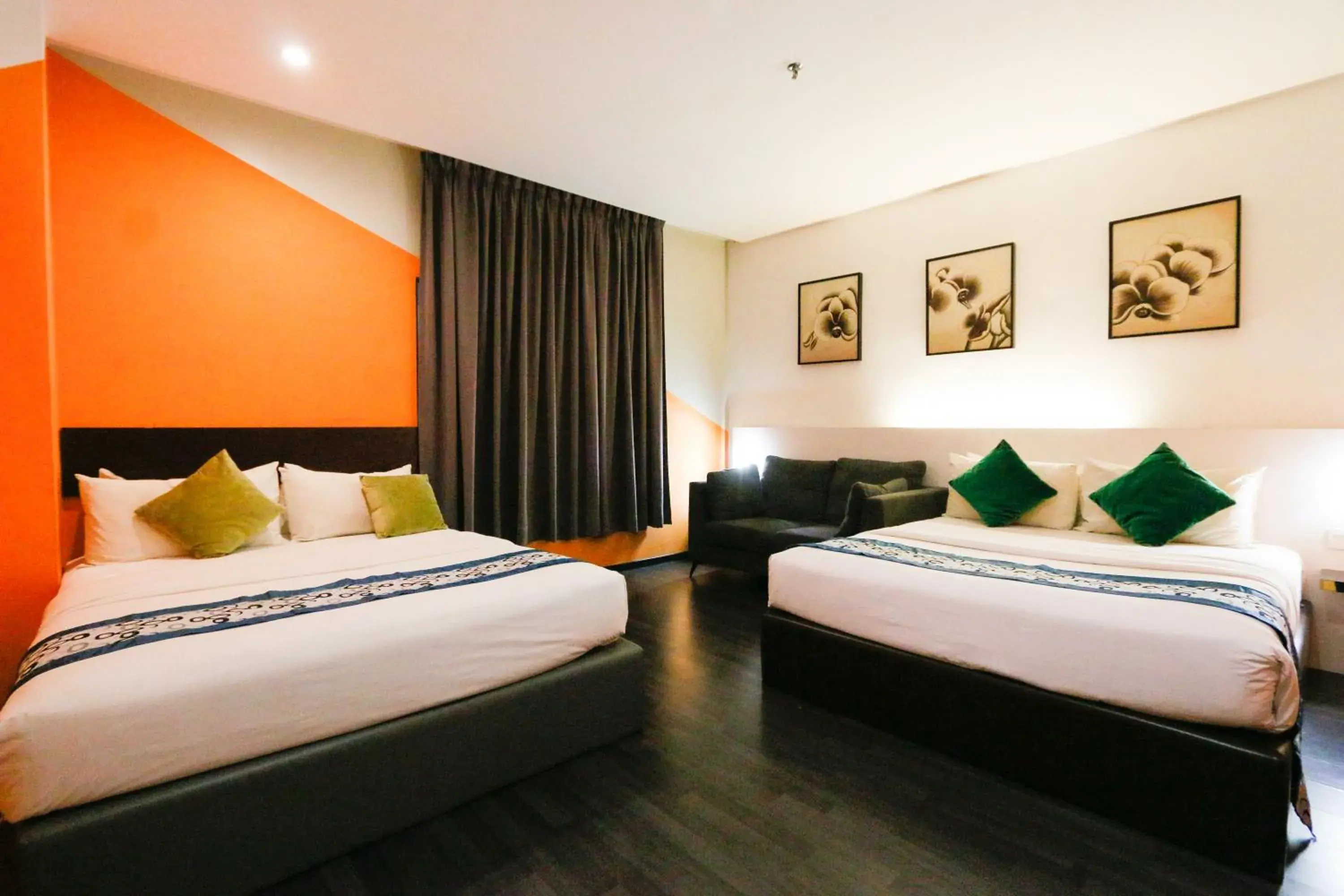 Queen Room with Two Queen Beds in Golden Roof Hotel Ampang Ipoh Queen Room with Two Queen Beds in Golden Roof Hotel Ampang Ipoh
