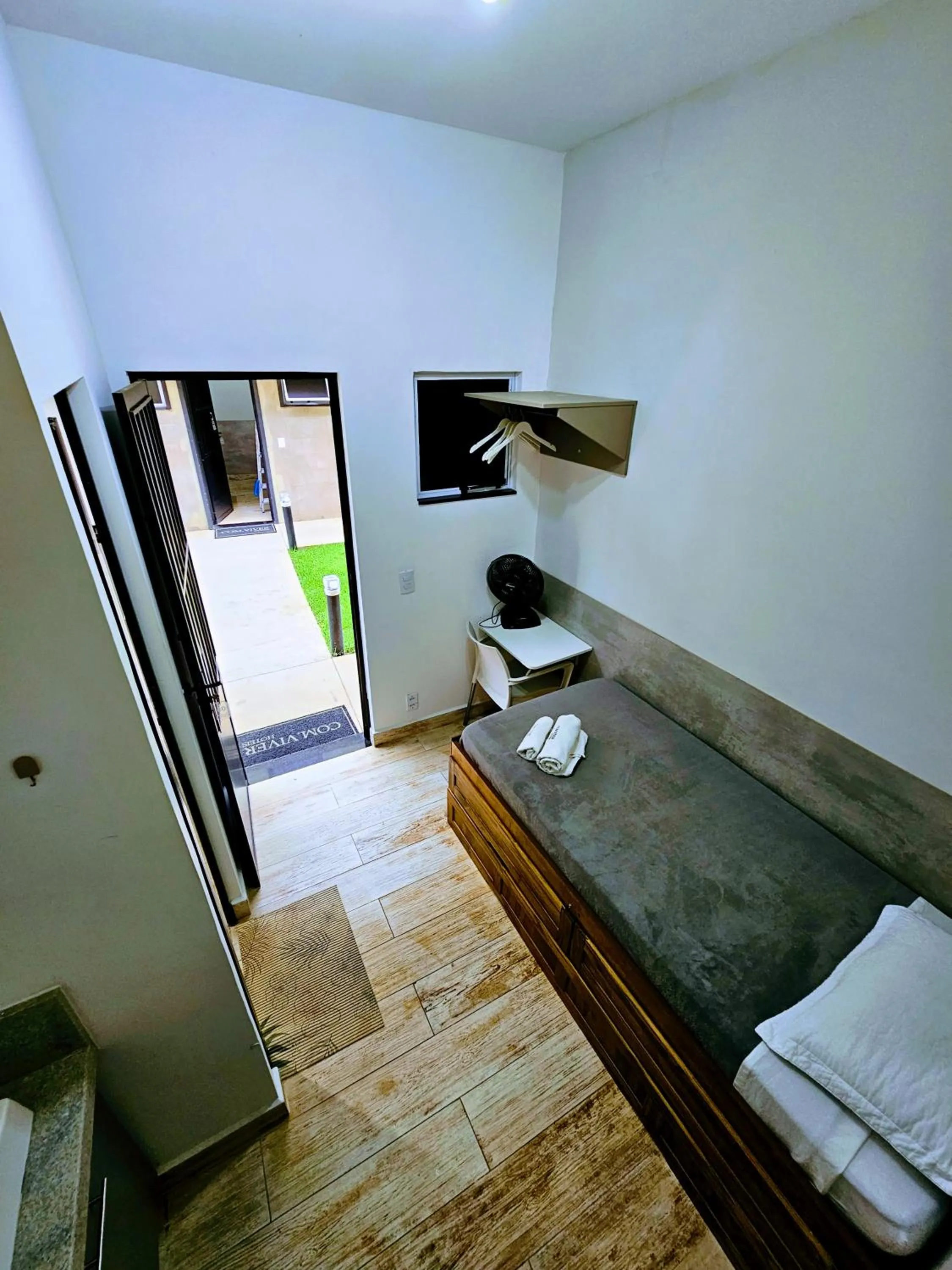 Photo of the whole room, Bed in Hotel Com.Viver