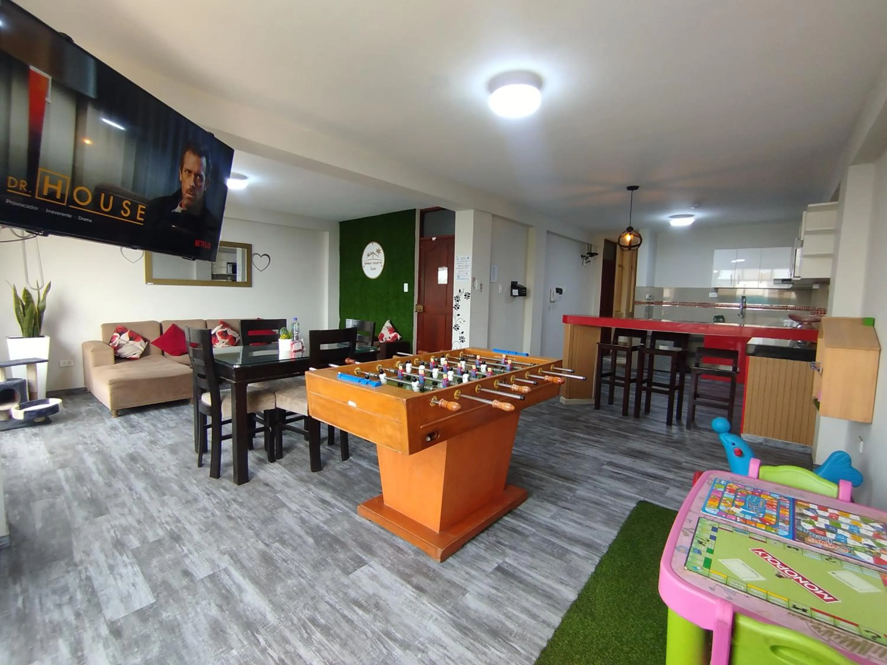 Game Room in Apartamentos "APPART D'ELIETTE"