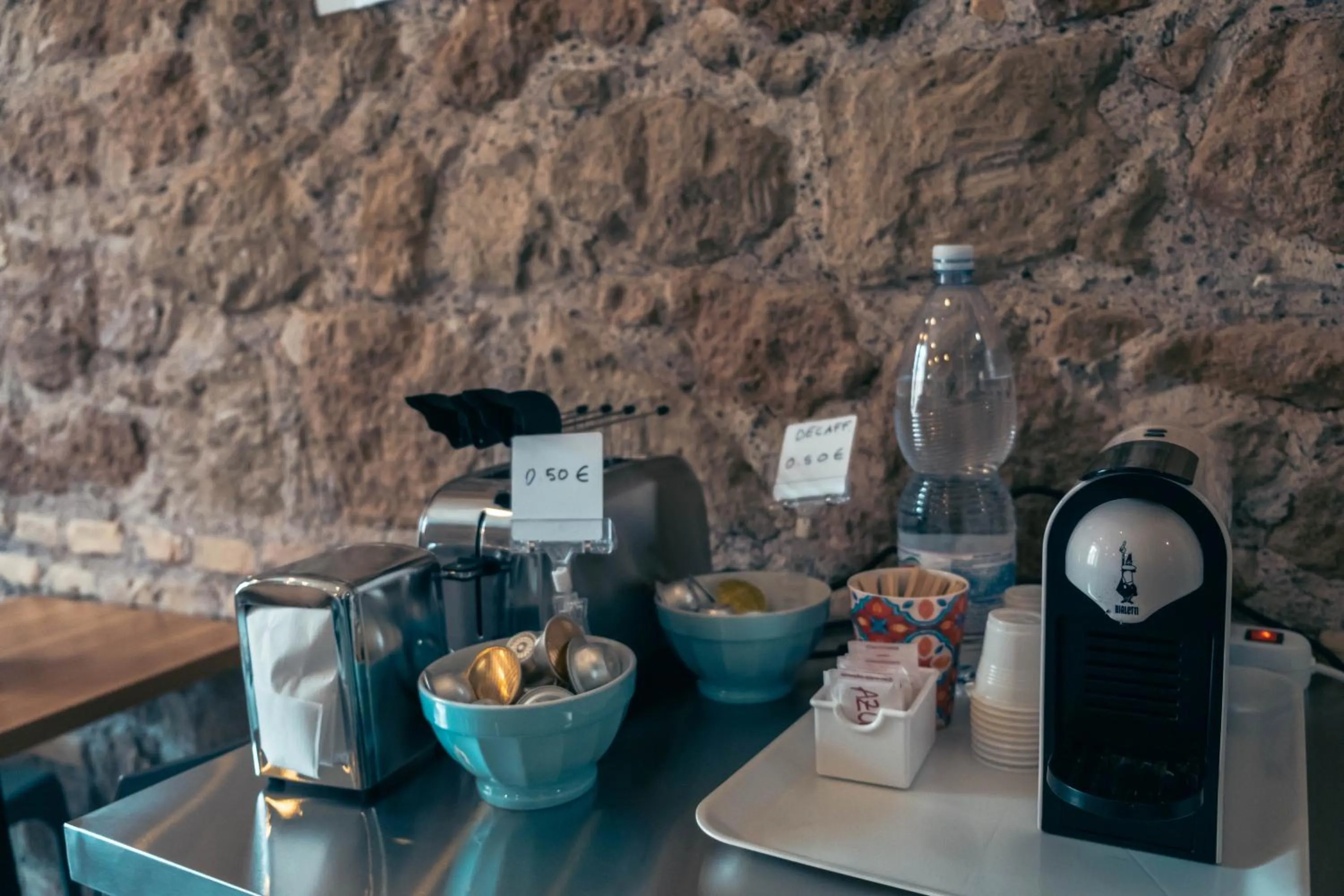 Coffee/tea facilities in Hotel Big Bang