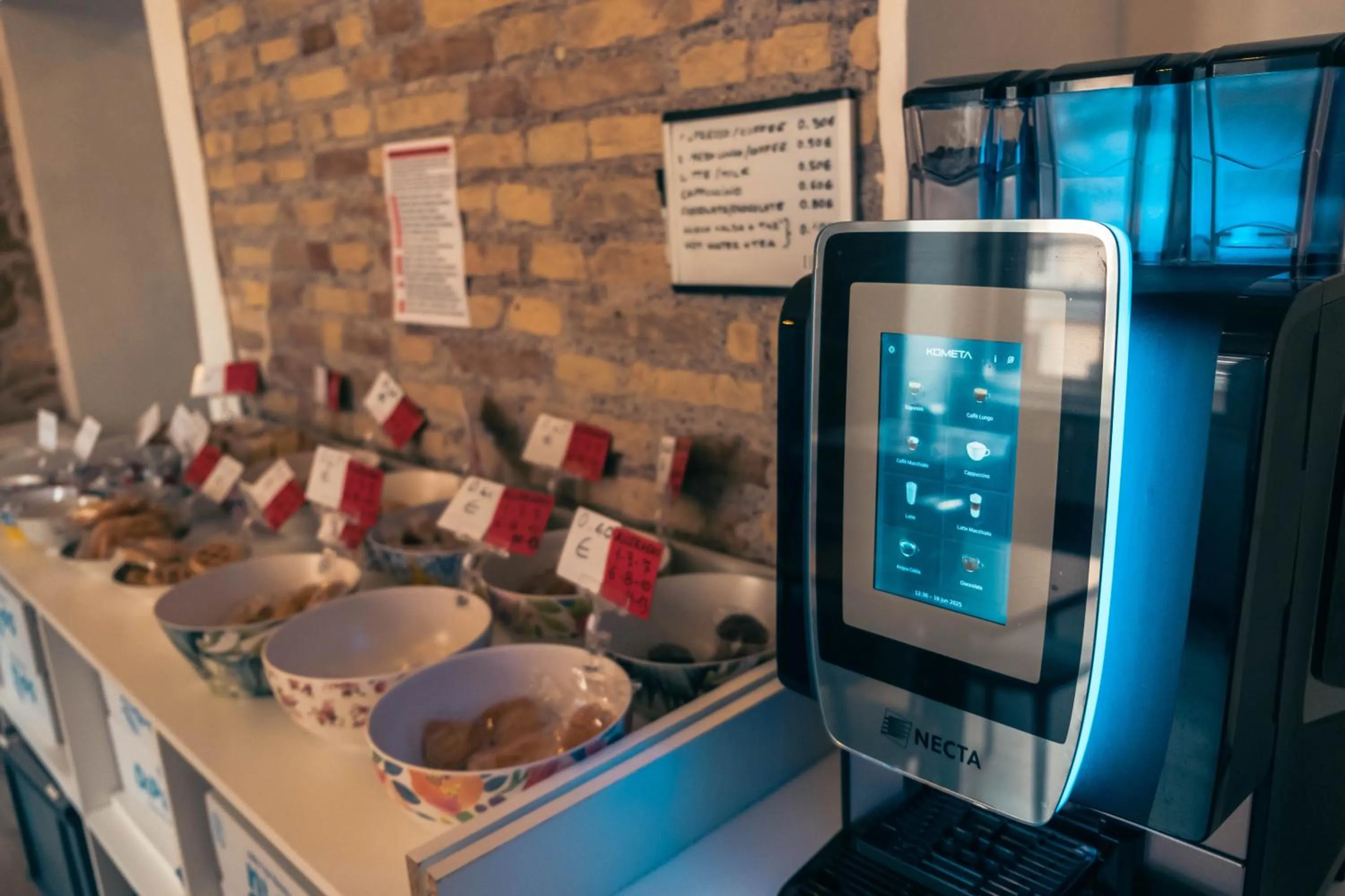 Coffee/tea facilities in Hotel Big Bang