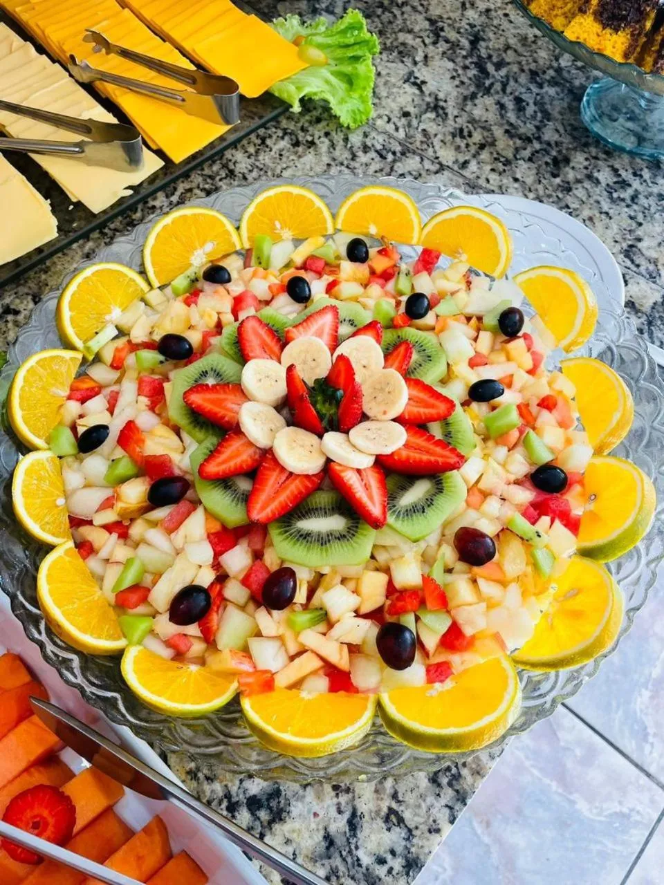 Restaurant/places to eat in Hotel Garnier