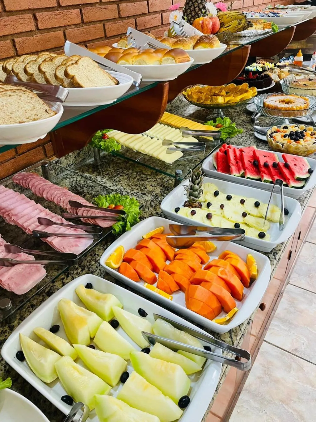 Meals in Hotel Garnier