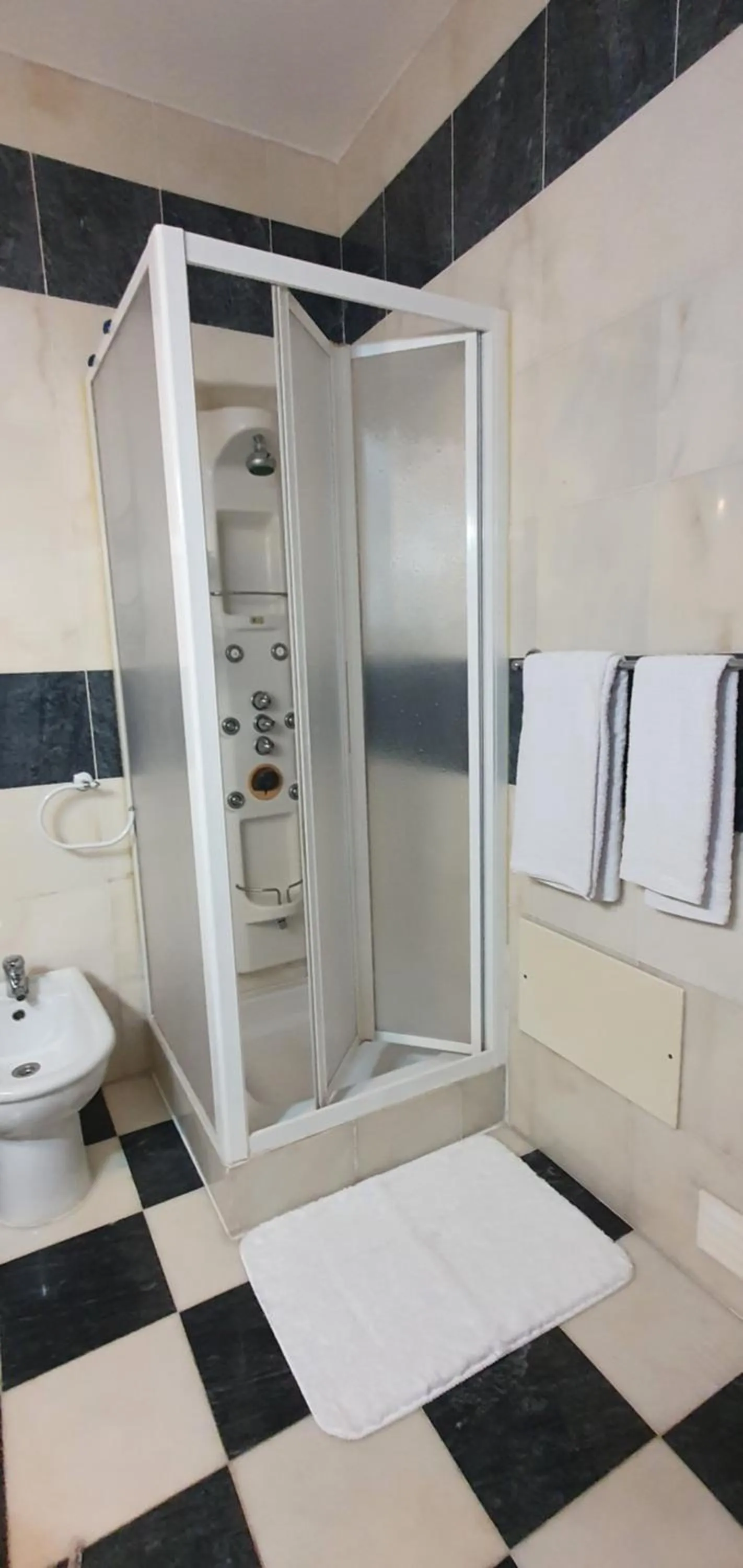 Shower in Casa Felicidade