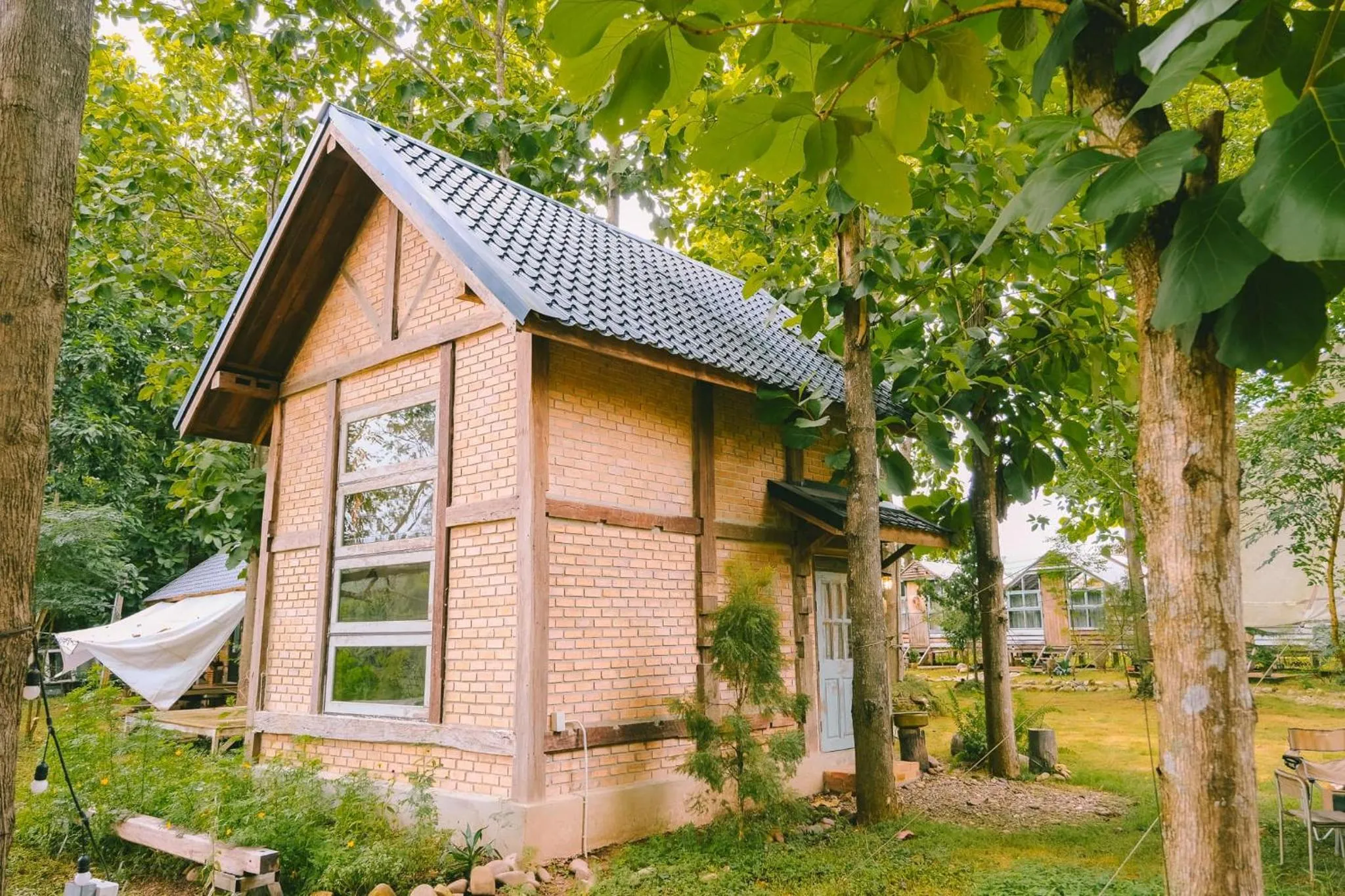 THE RIVER RUNS CHIANG KLANG