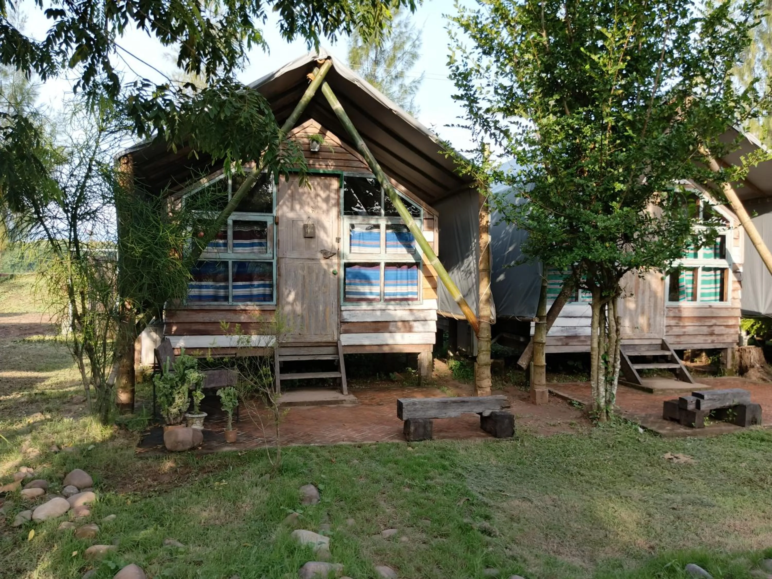 THE RIVER RUNS CHIANG KLANG