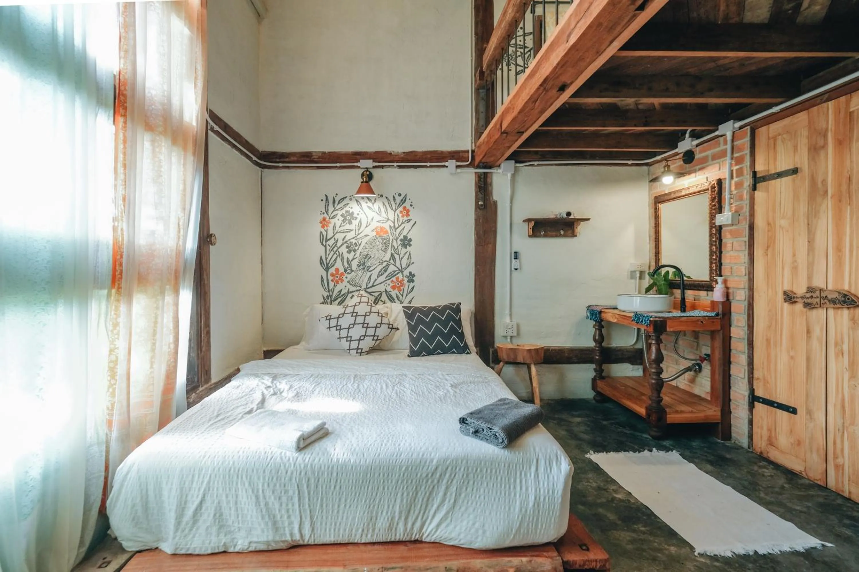 Bed in THE RIVER RUNS CHIANG KLANG