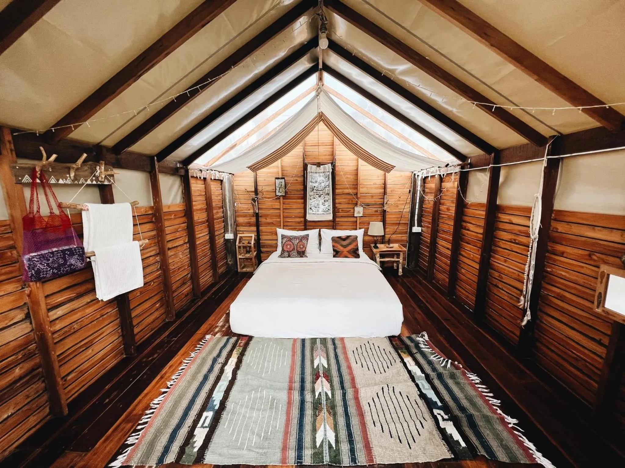 Property building, Bed in THE RIVER RUNS CHIANG KLANG