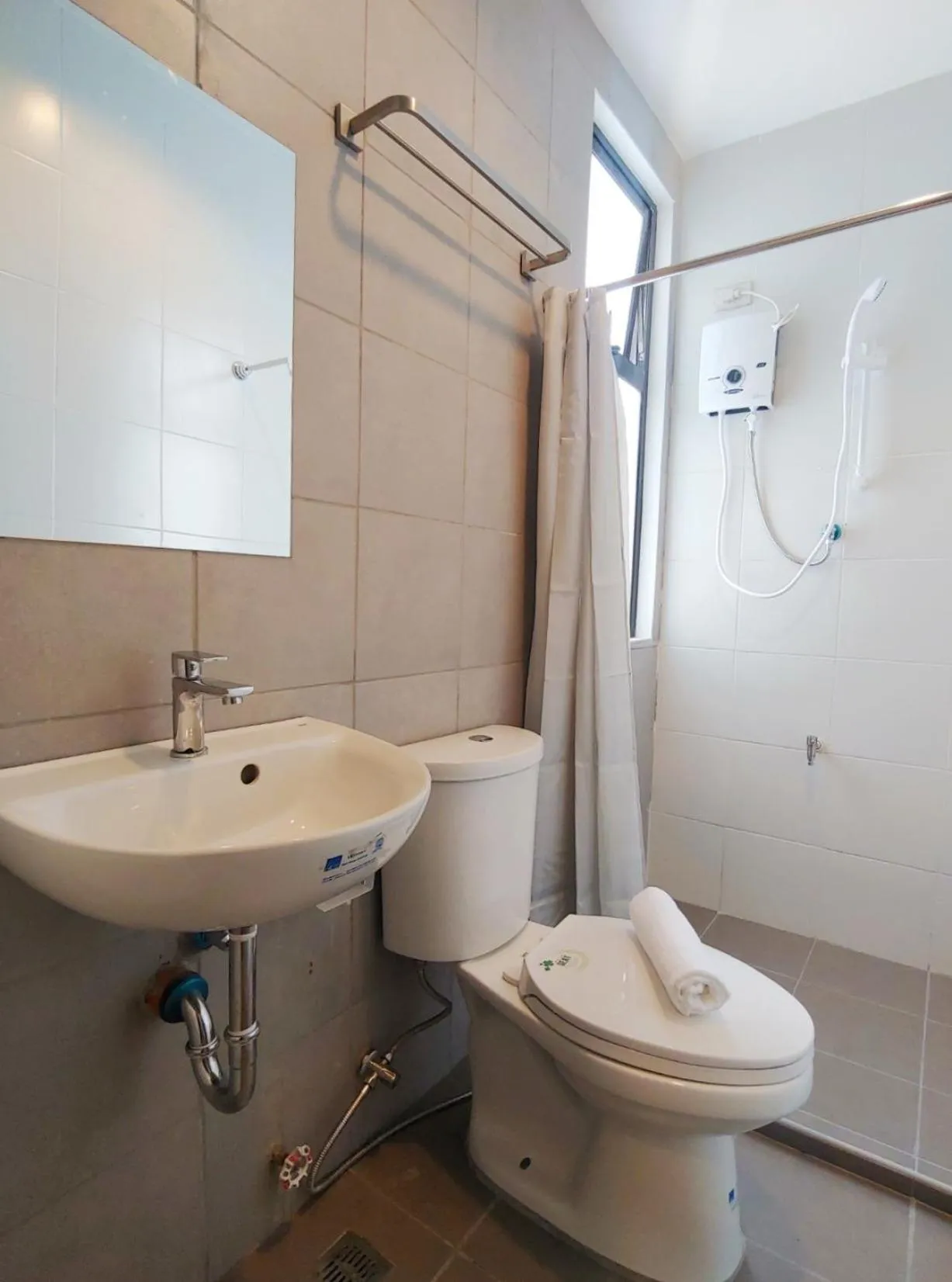 Bathroom in Kaizen Suites