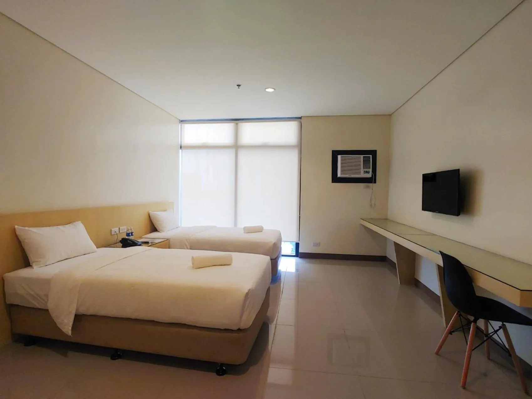TV and multimedia, Bed in Kaizen Suites