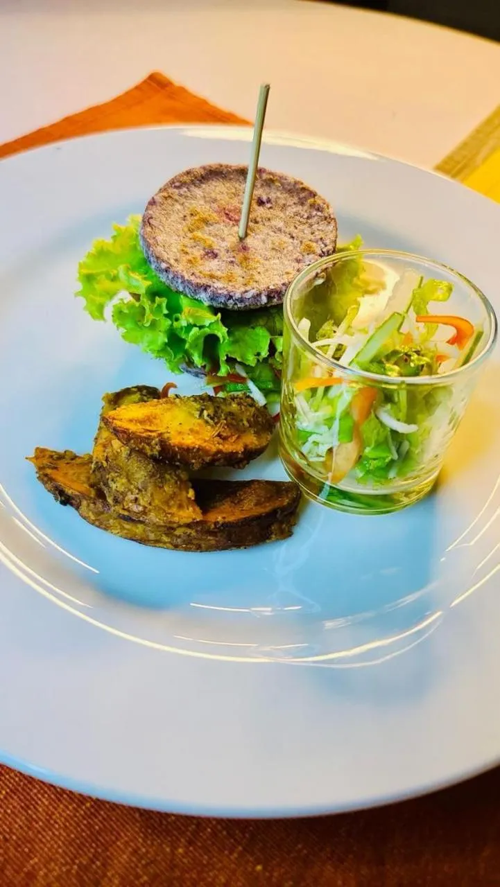 Restaurant/places to eat in Ayurveda Spring of Life