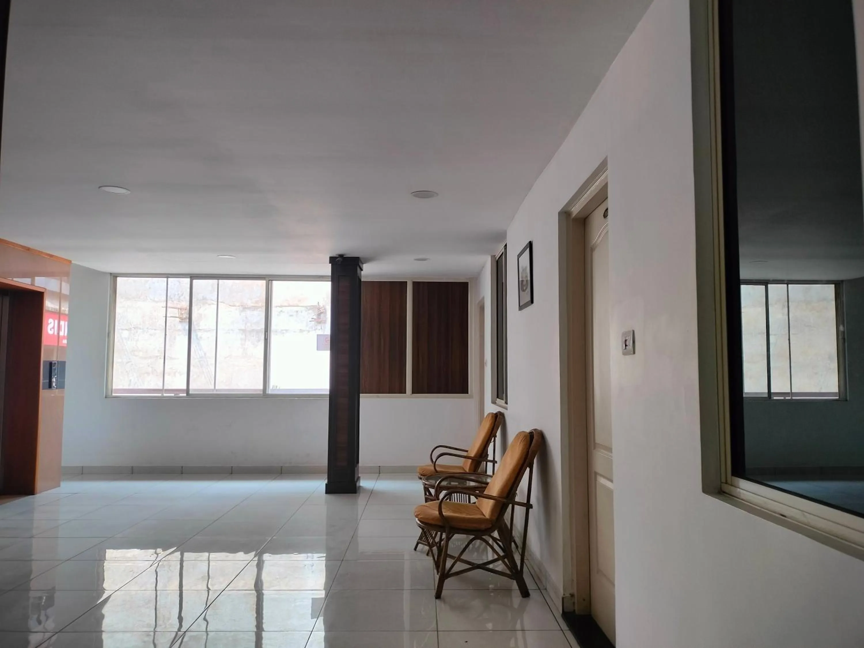 Living room in Kings Fort Rooms Thrippunithura