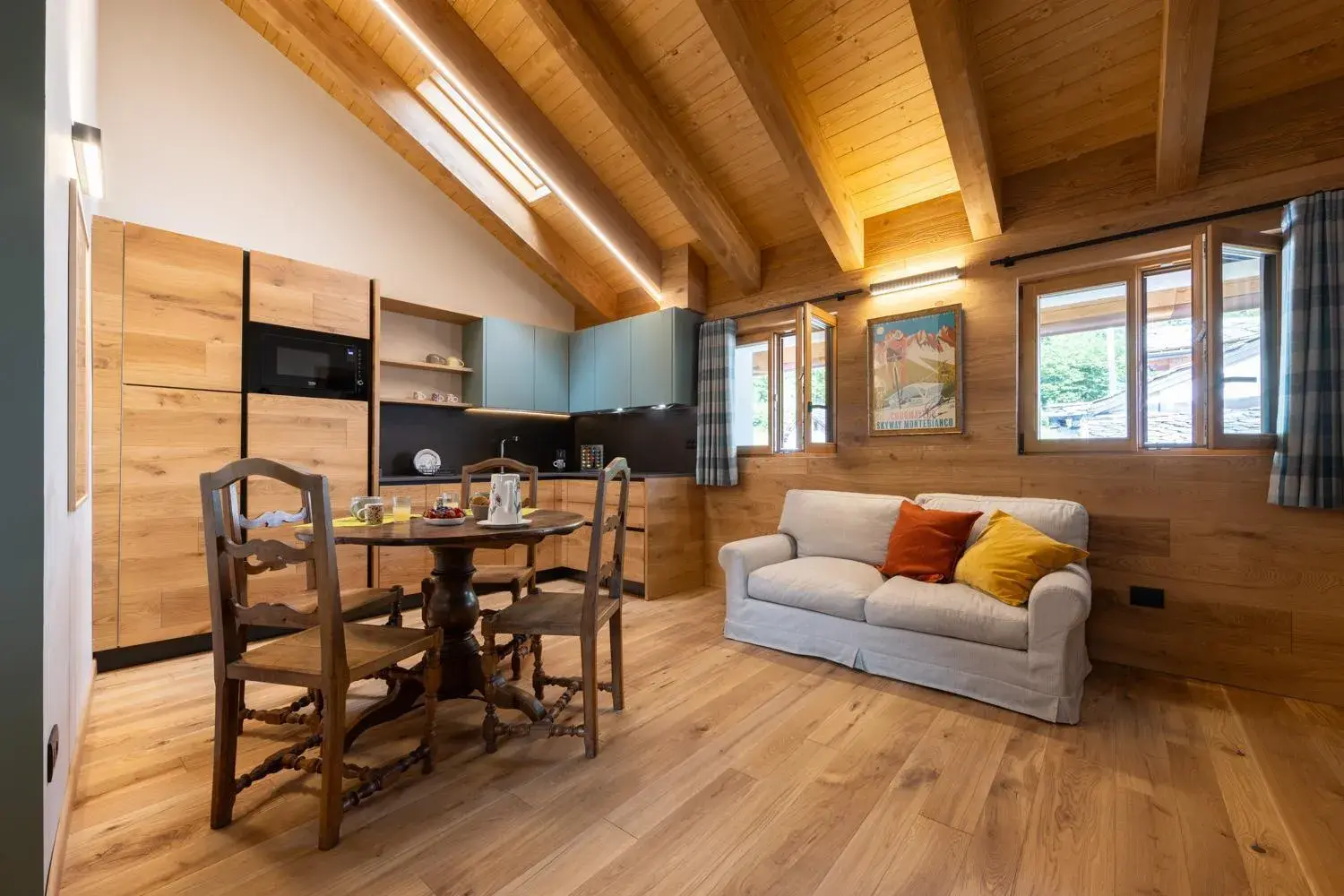 Two-Bedroom Apartment in Maison Luboz - Courmayeur Two-Bedroom Apartment in Maison Luboz - Courmayeur