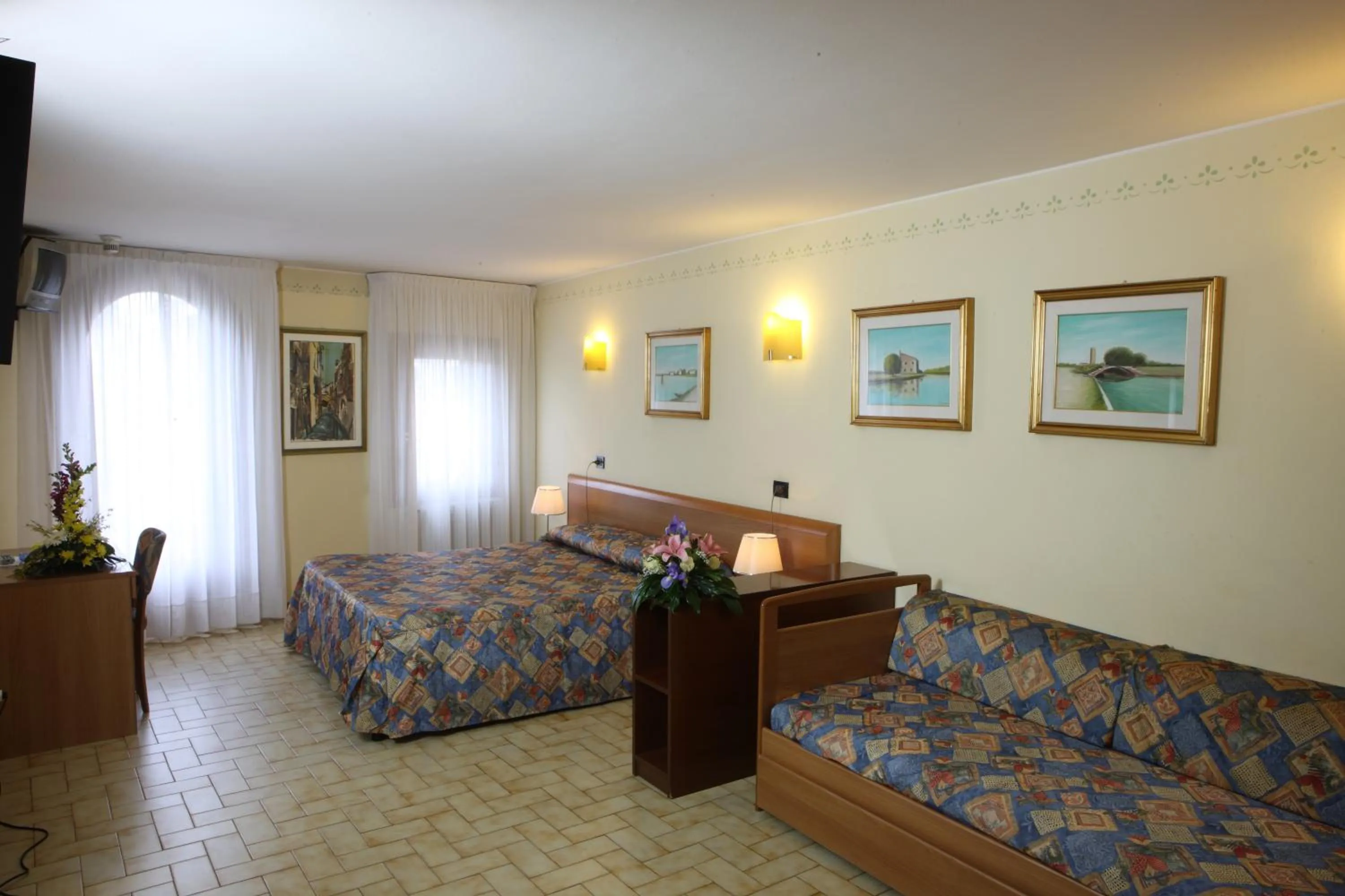 Bed in Albergo Alla Campana