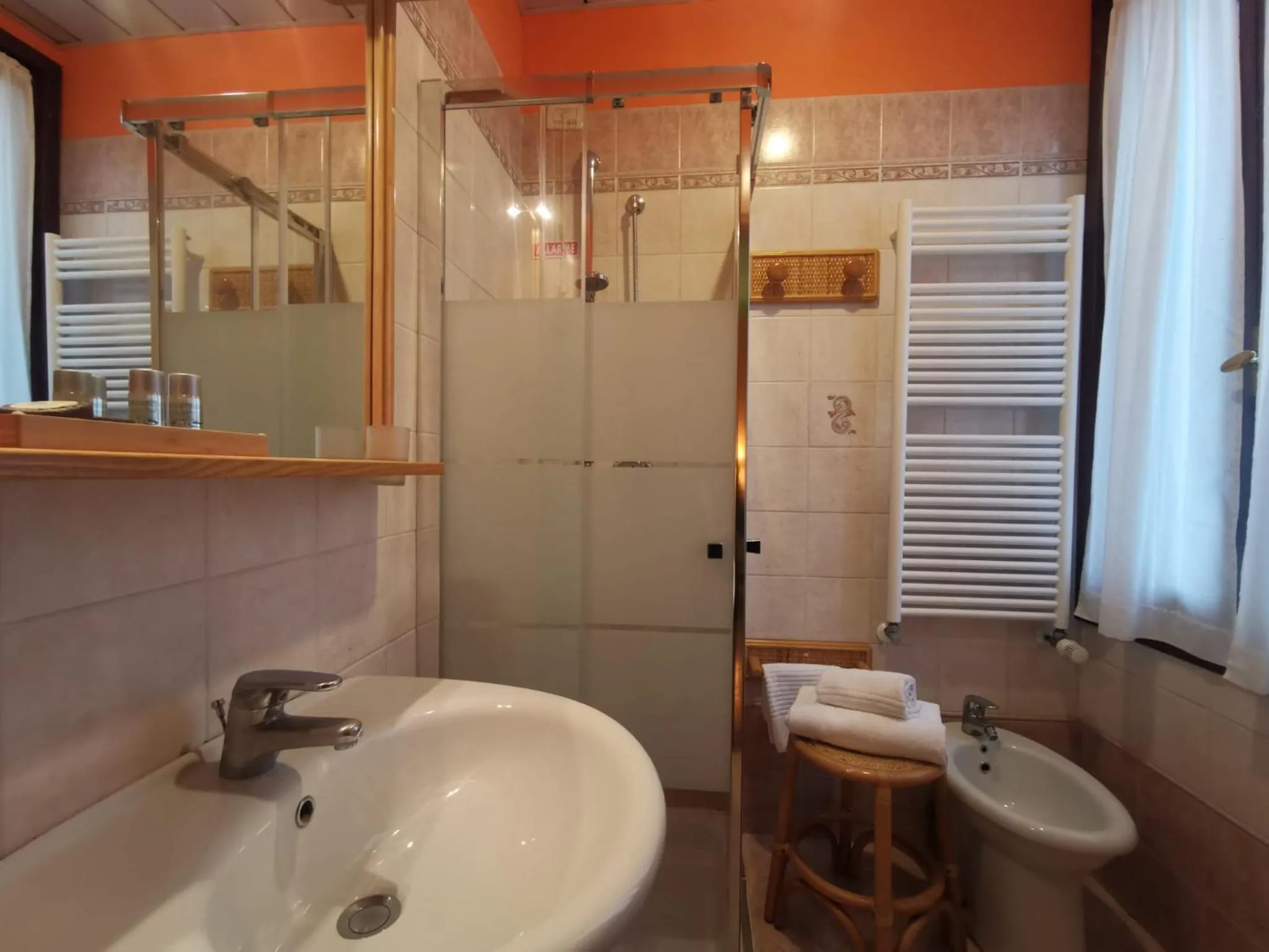 Bathroom in Hotel Villa Orio & Beatrice