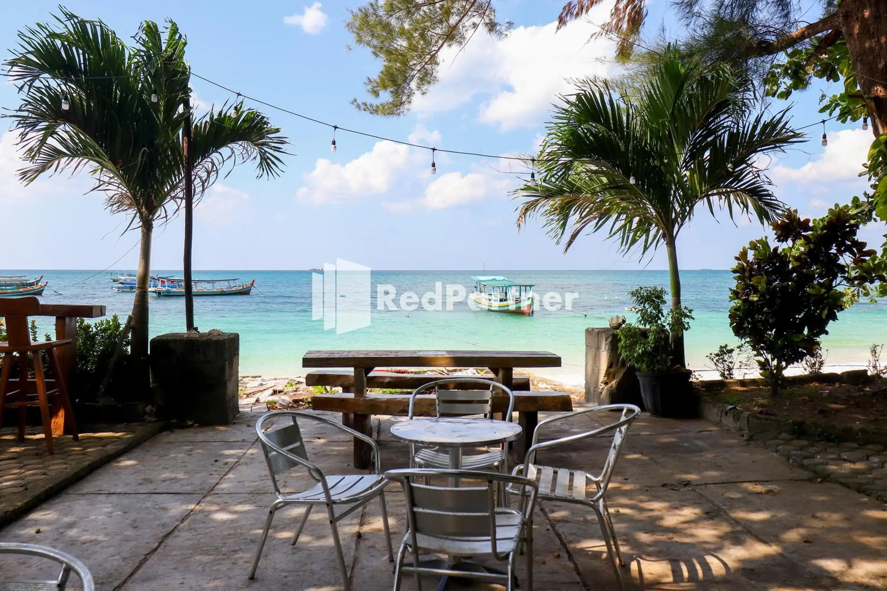 Sahabat Pantai Guest House Mitra RedDoorz Sahabat Pantai Guest House Mitra RedDoorz