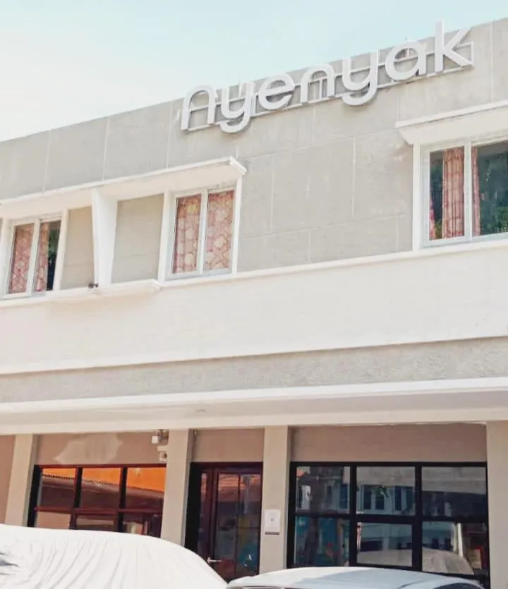 Property building in Nyenyak Senayan Benhil