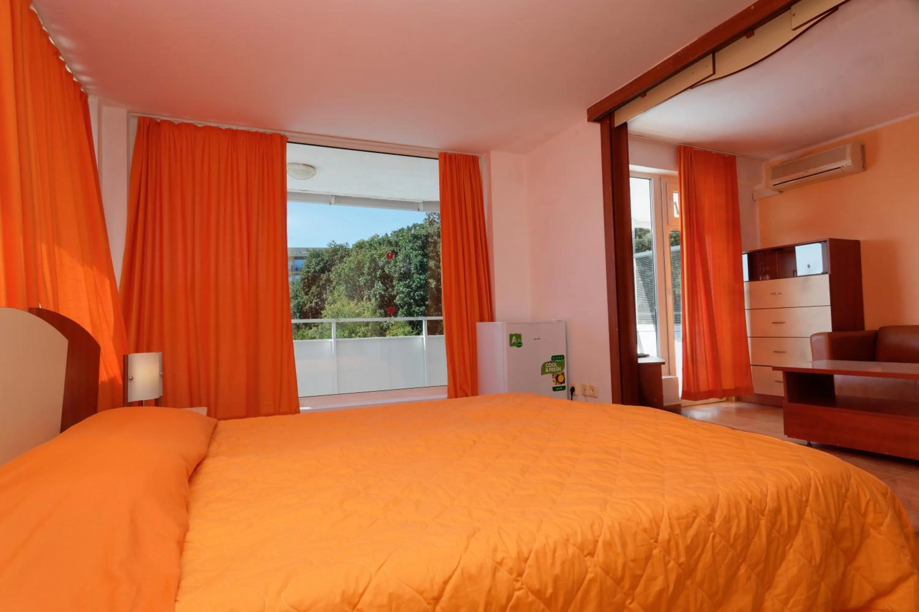 Bedroom, Bed in Hotel Pliska All inclusive