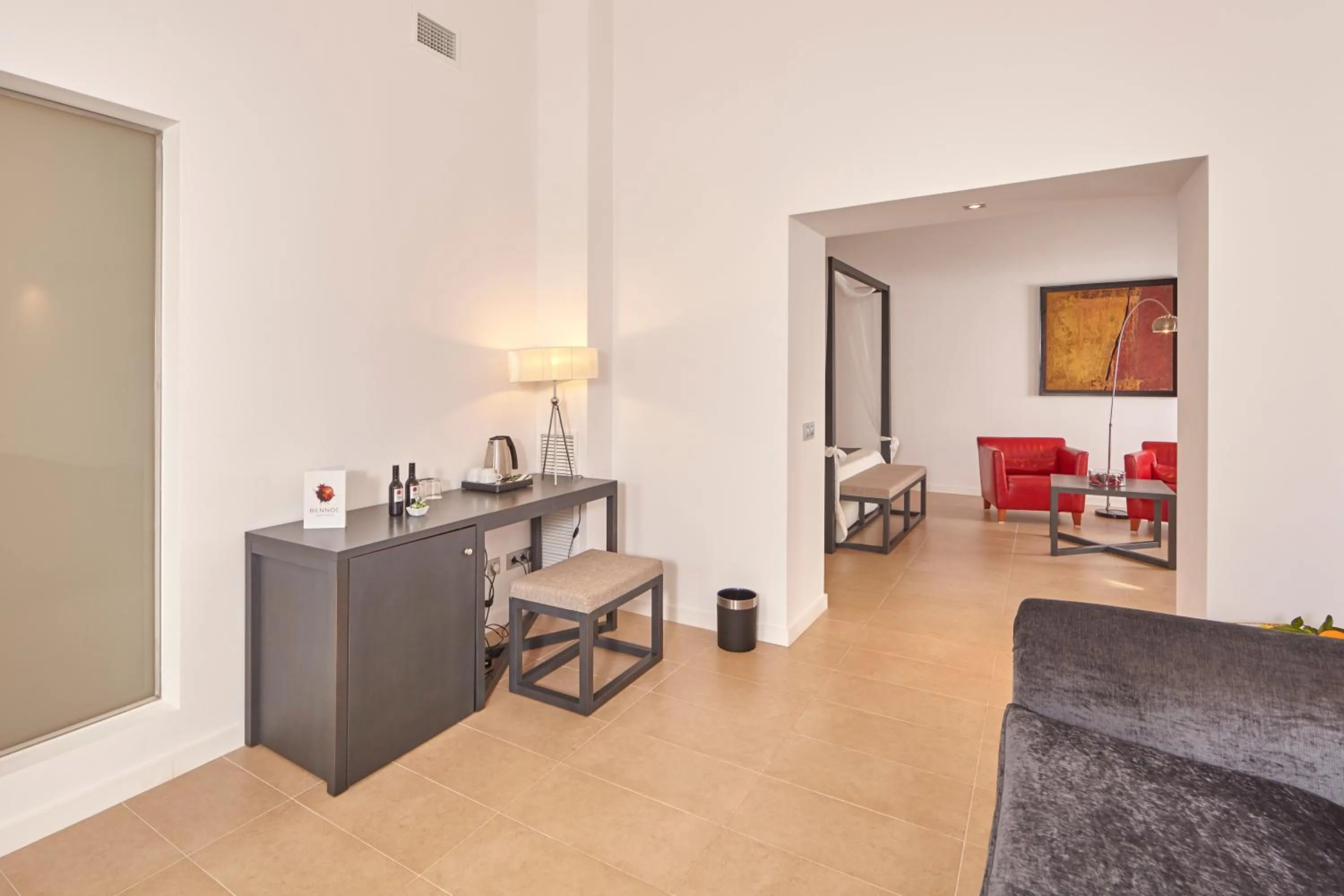 Living room in Bennoc Petit Hotel