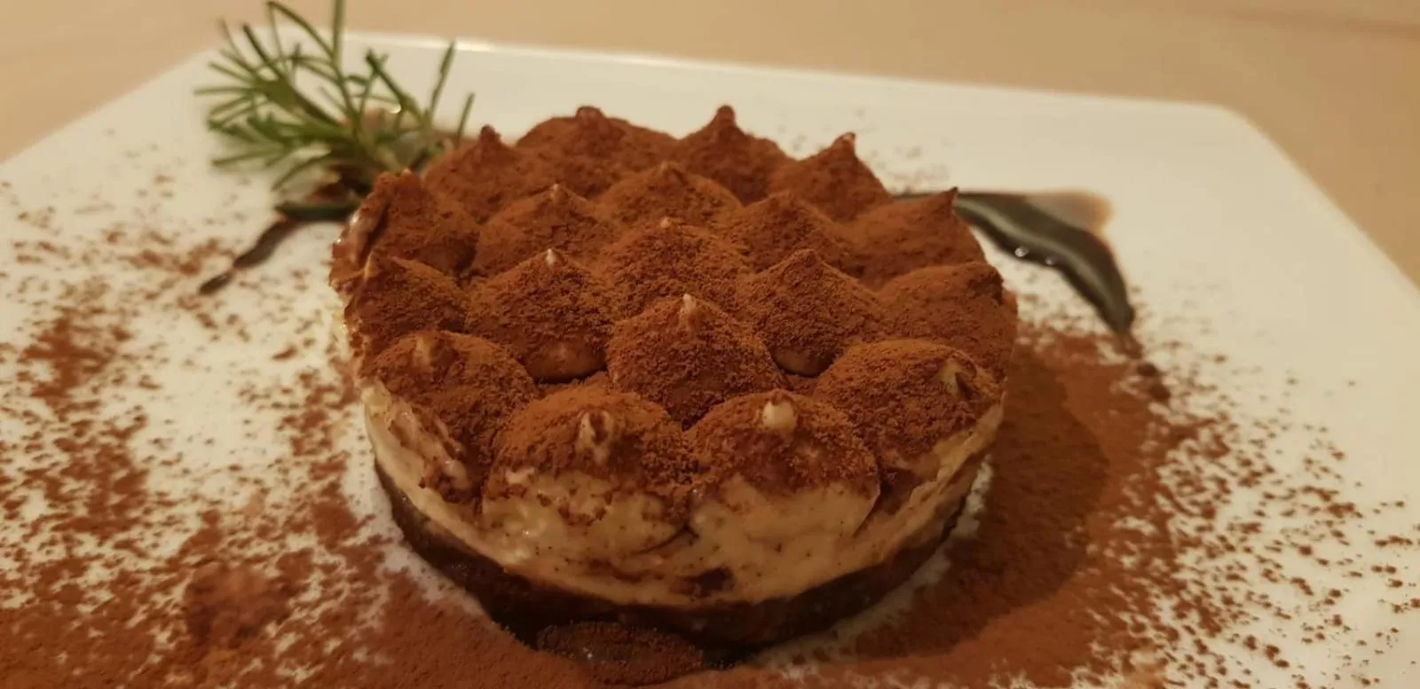 Restaurant/places to eat in Bennoc Petit Hotel