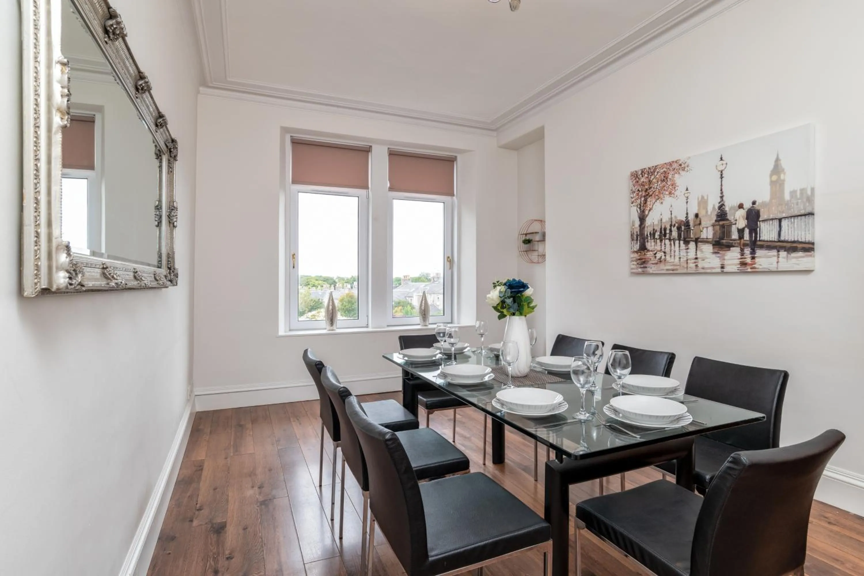 Spacious 5-Bedroom Townhouse in the West-End