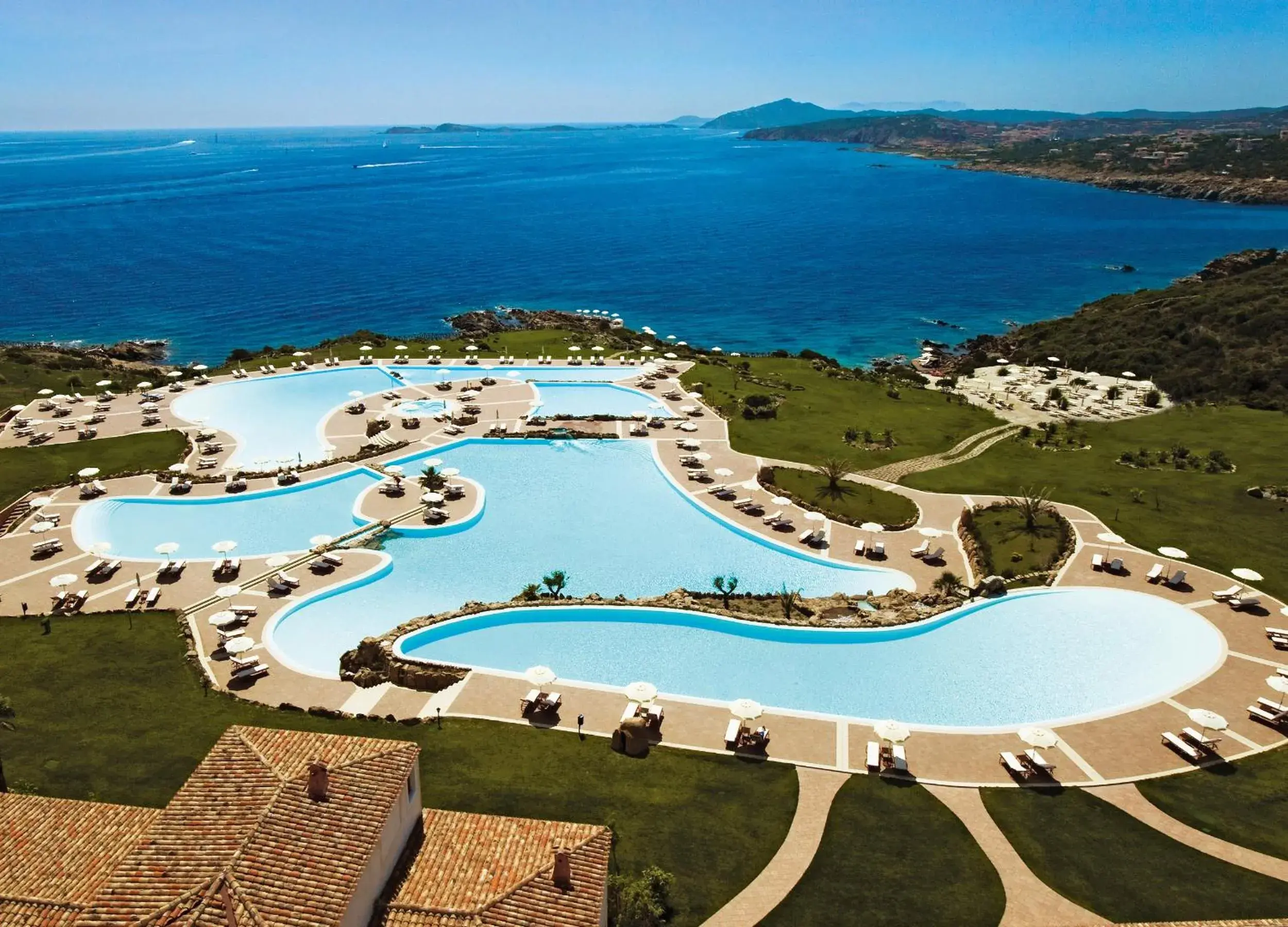 Bird's eye view in COLONNA RESORT, a Colonna Luxury Beach Hotel, Porto Cervo Bird's eye view in COLONNA RESORT, a Colonna Luxury Beach Hotel, Porto Cervo