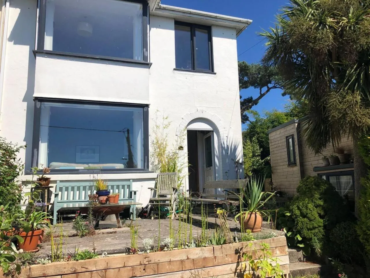 Property building in 5 Bed House - Sleeps 15 - Pets - Garden - Parking