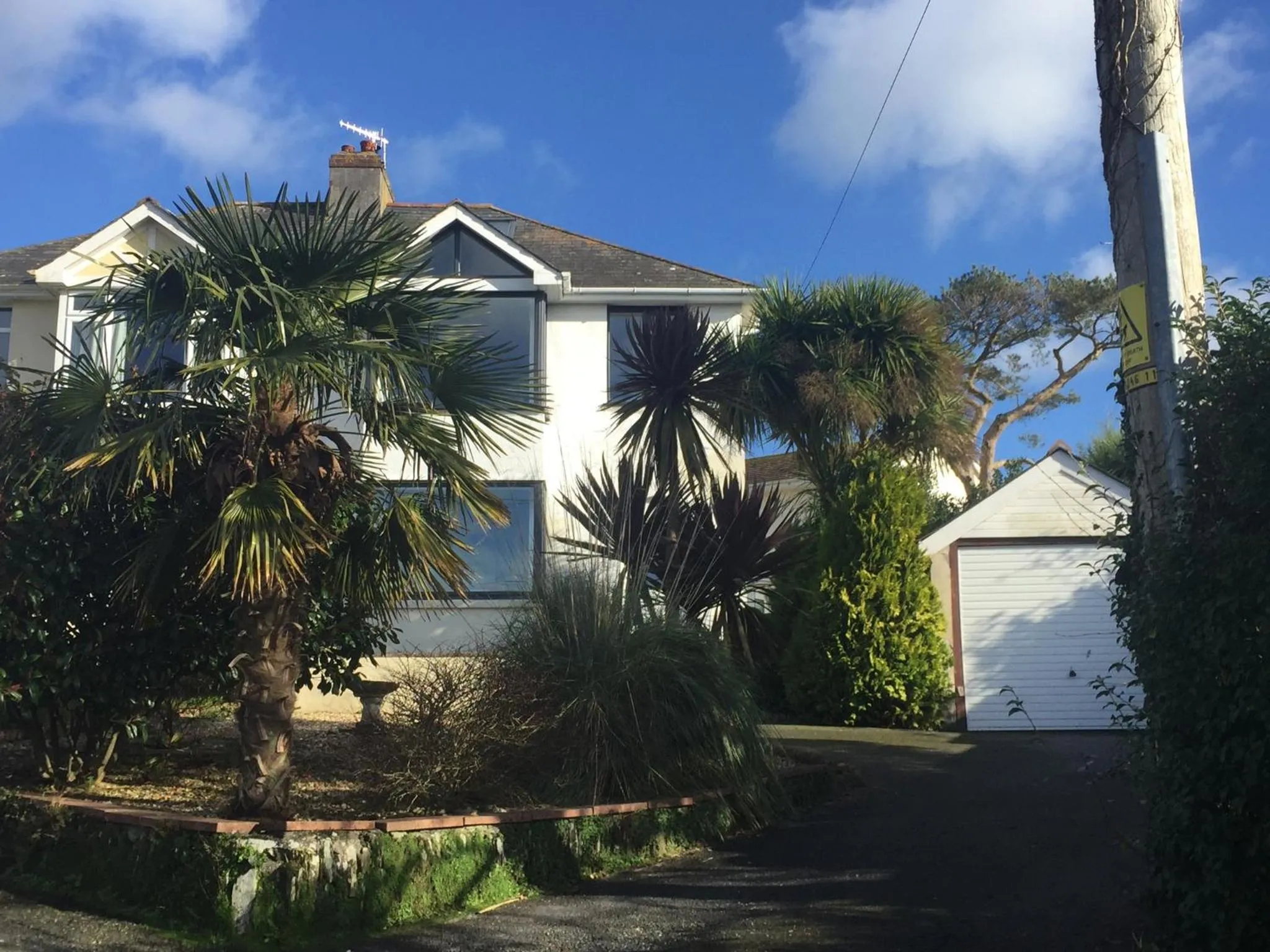Property building in 5 Bed House - Sleeps 15 - Pets - Garden - Parking